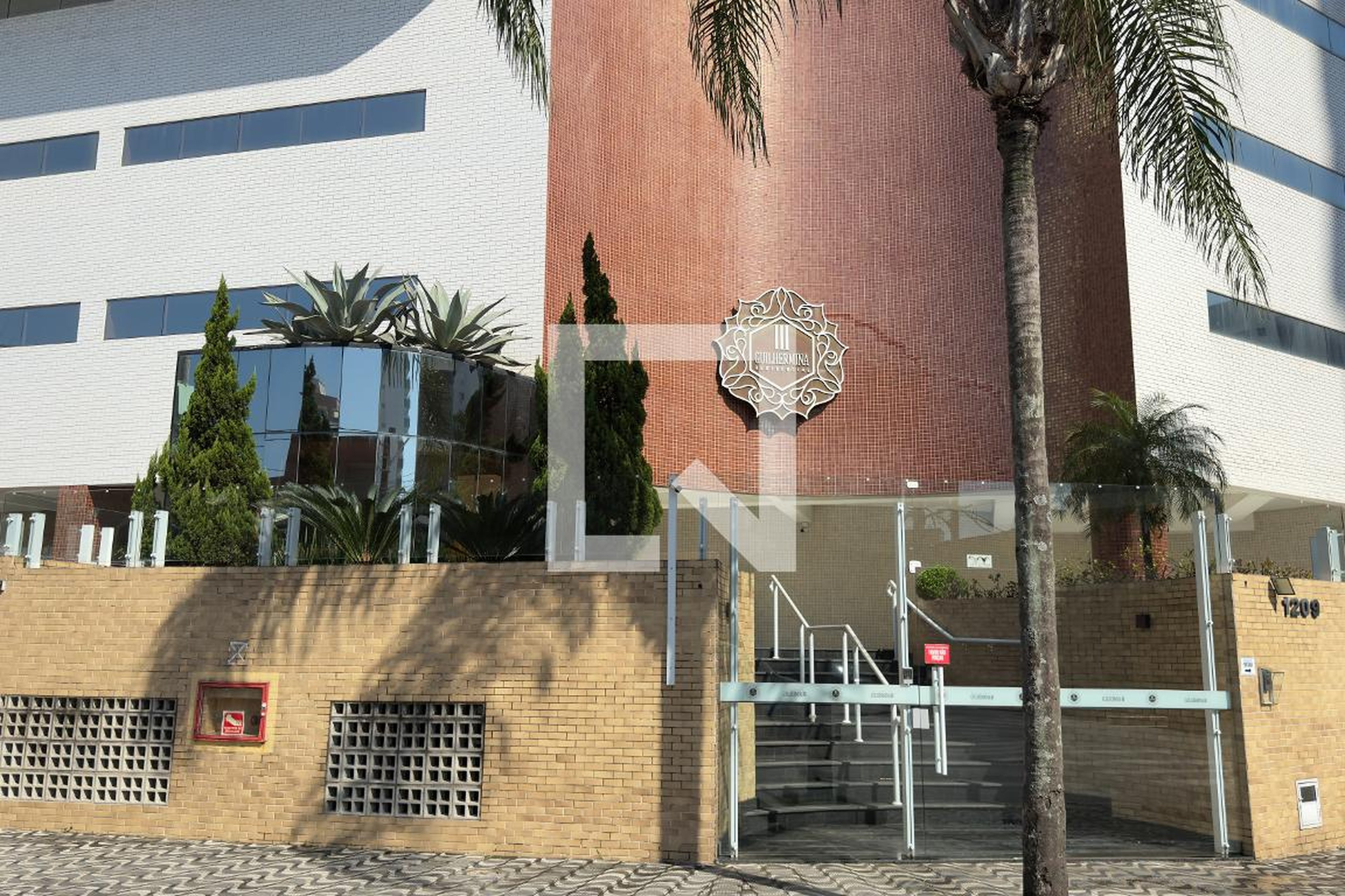 Fachada do Prédio Condomínio Guilhermina III