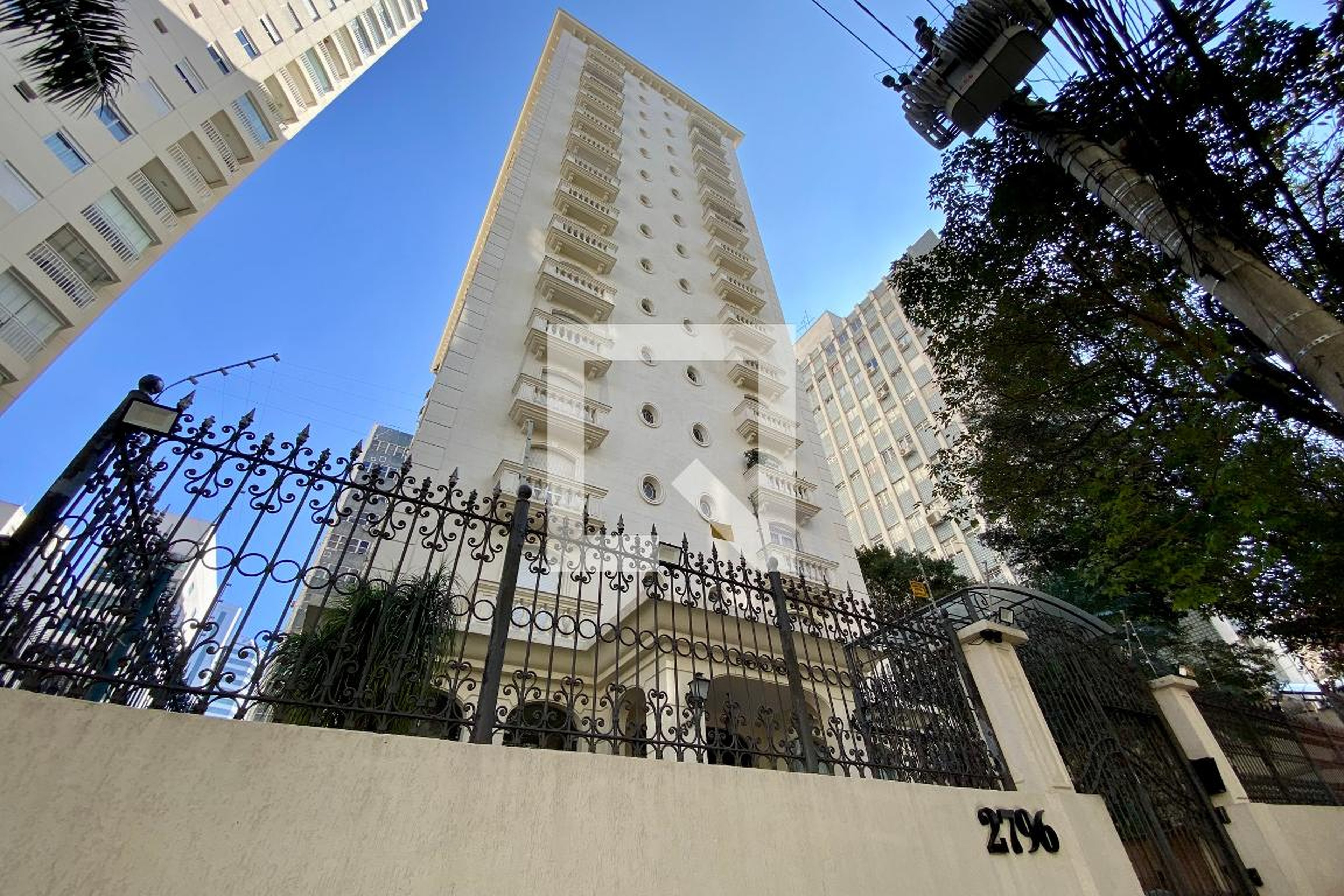 Fachada Edifício Monza