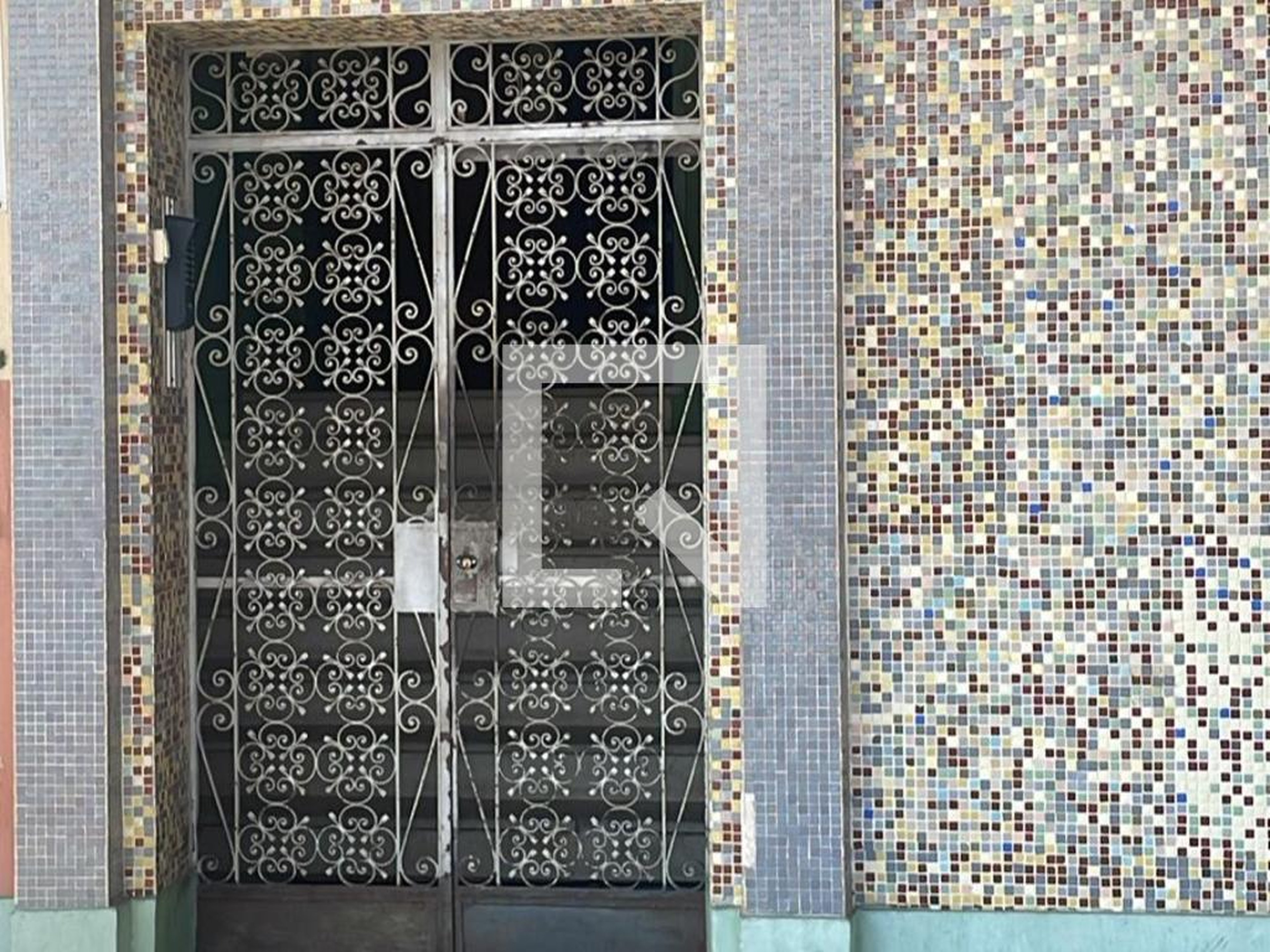 Fachada Condomínio em Rua Maturaca, 289