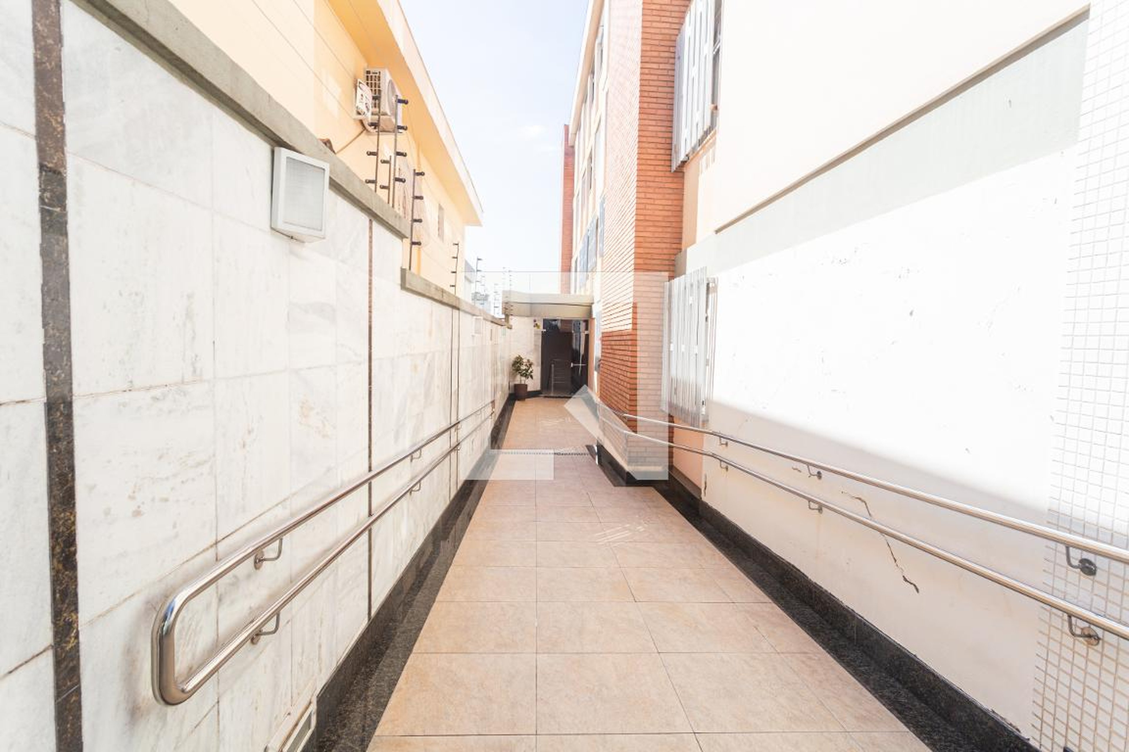 Hall de entrada - Edifício Claudiano Morato