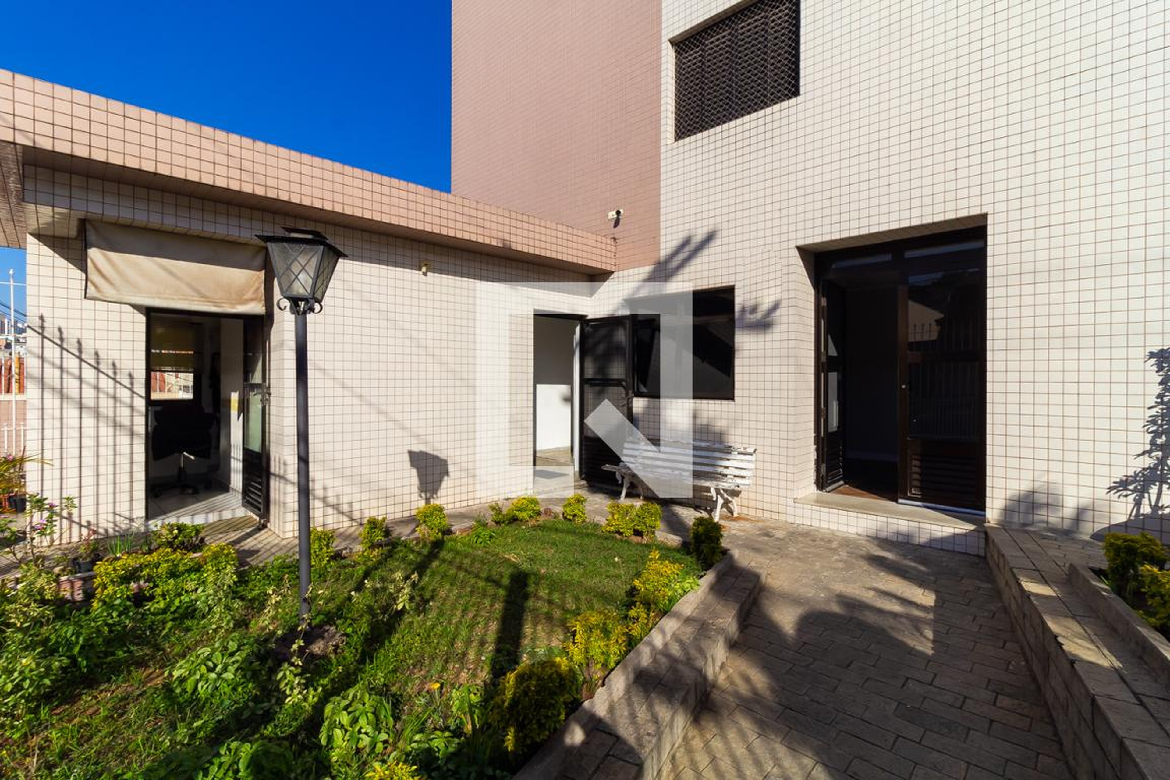 Entrada - Edifício Costa