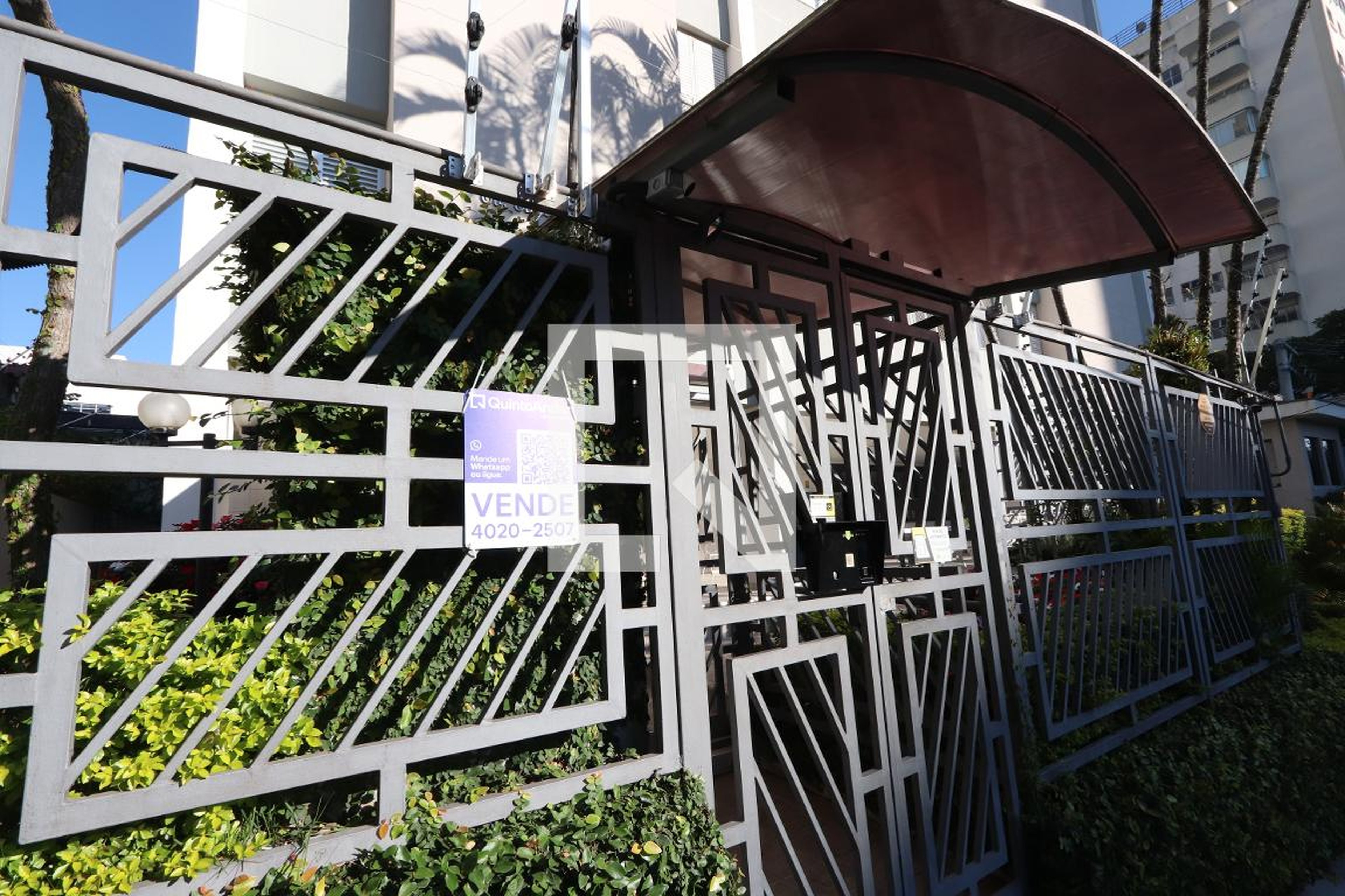 Entrada - Edifício Eugénia Villares