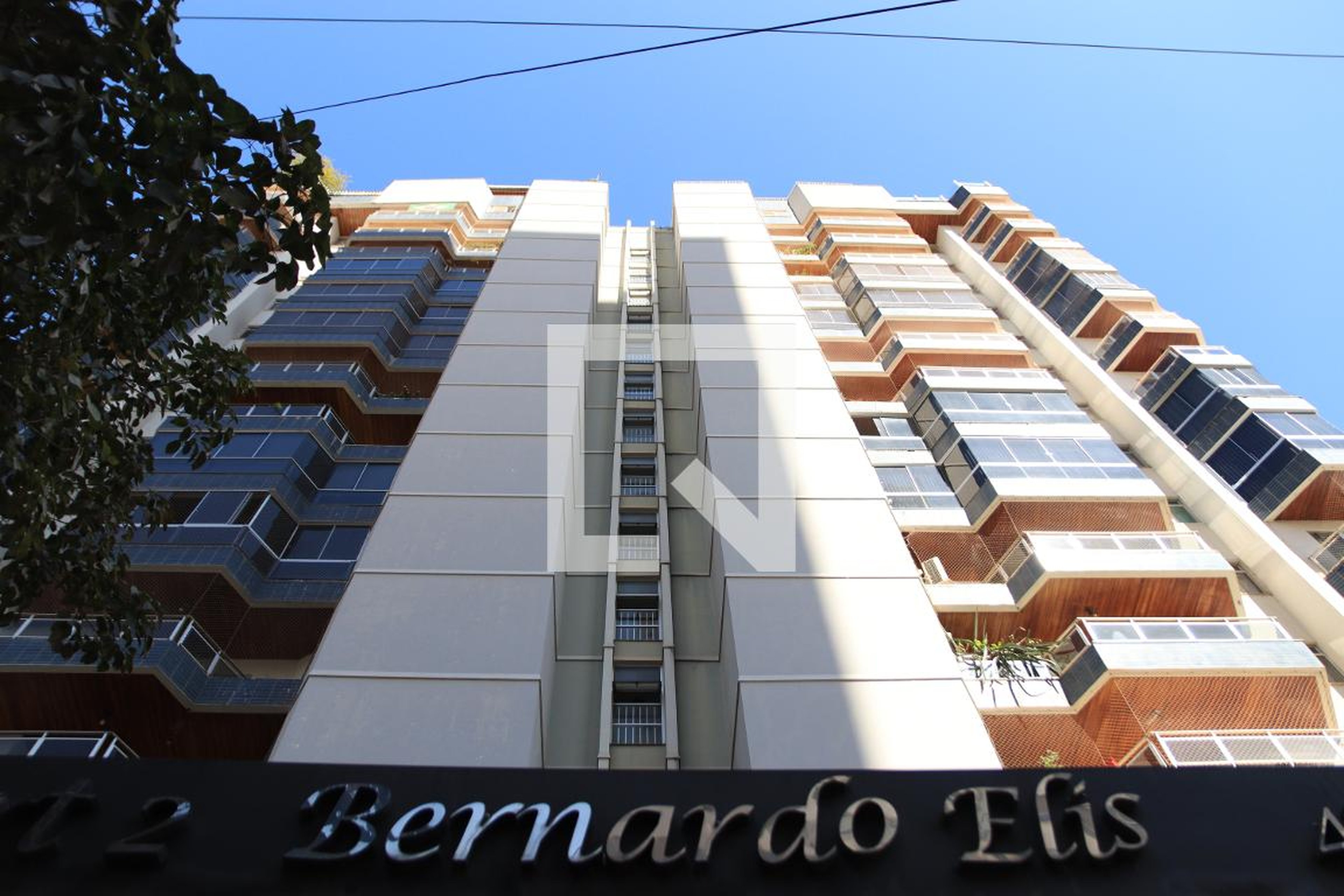 Fachada Condomínio Art 2 Bernardo Elís