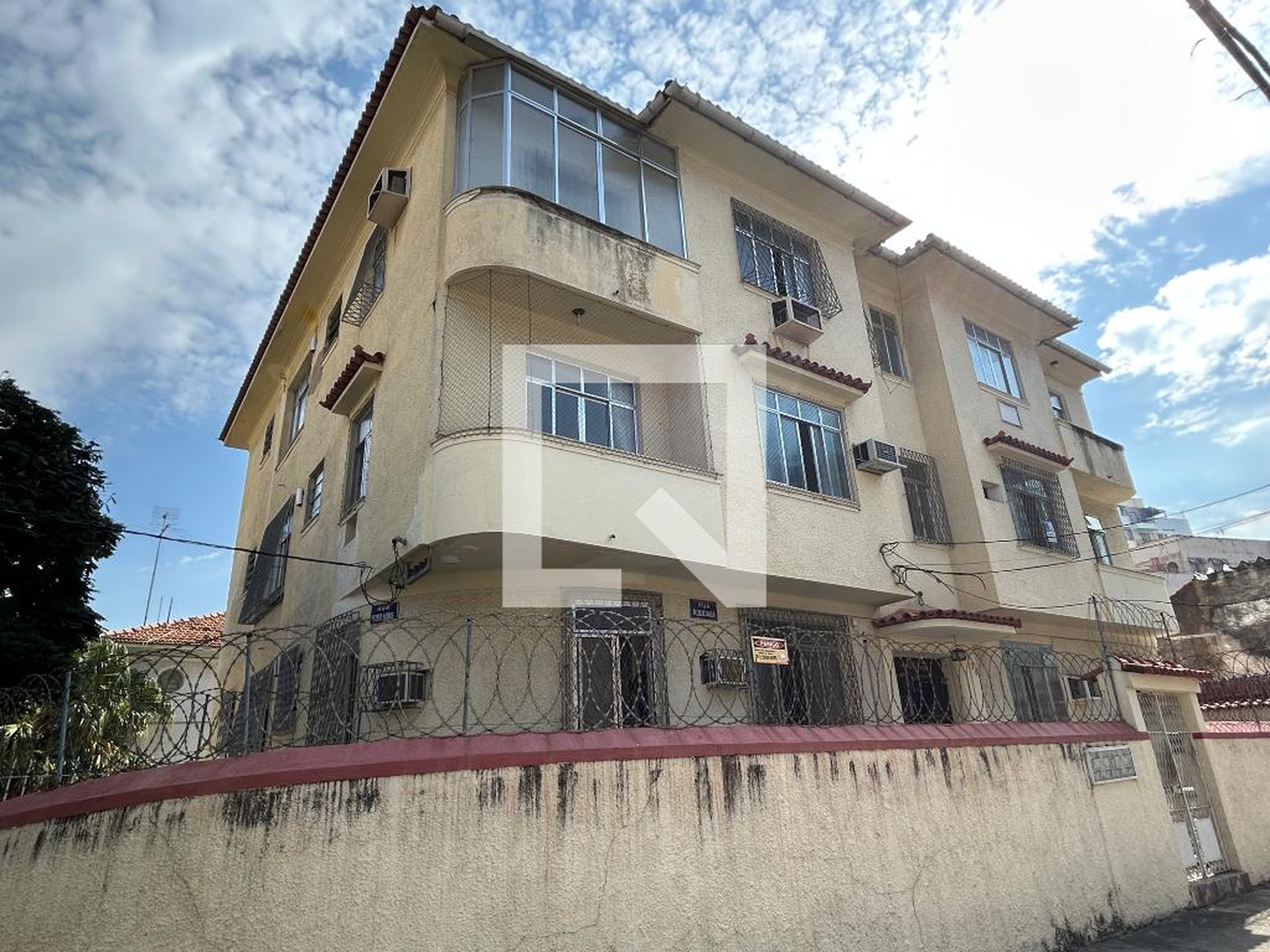 Fachada Condomínio em Rua Aquidabã, 30