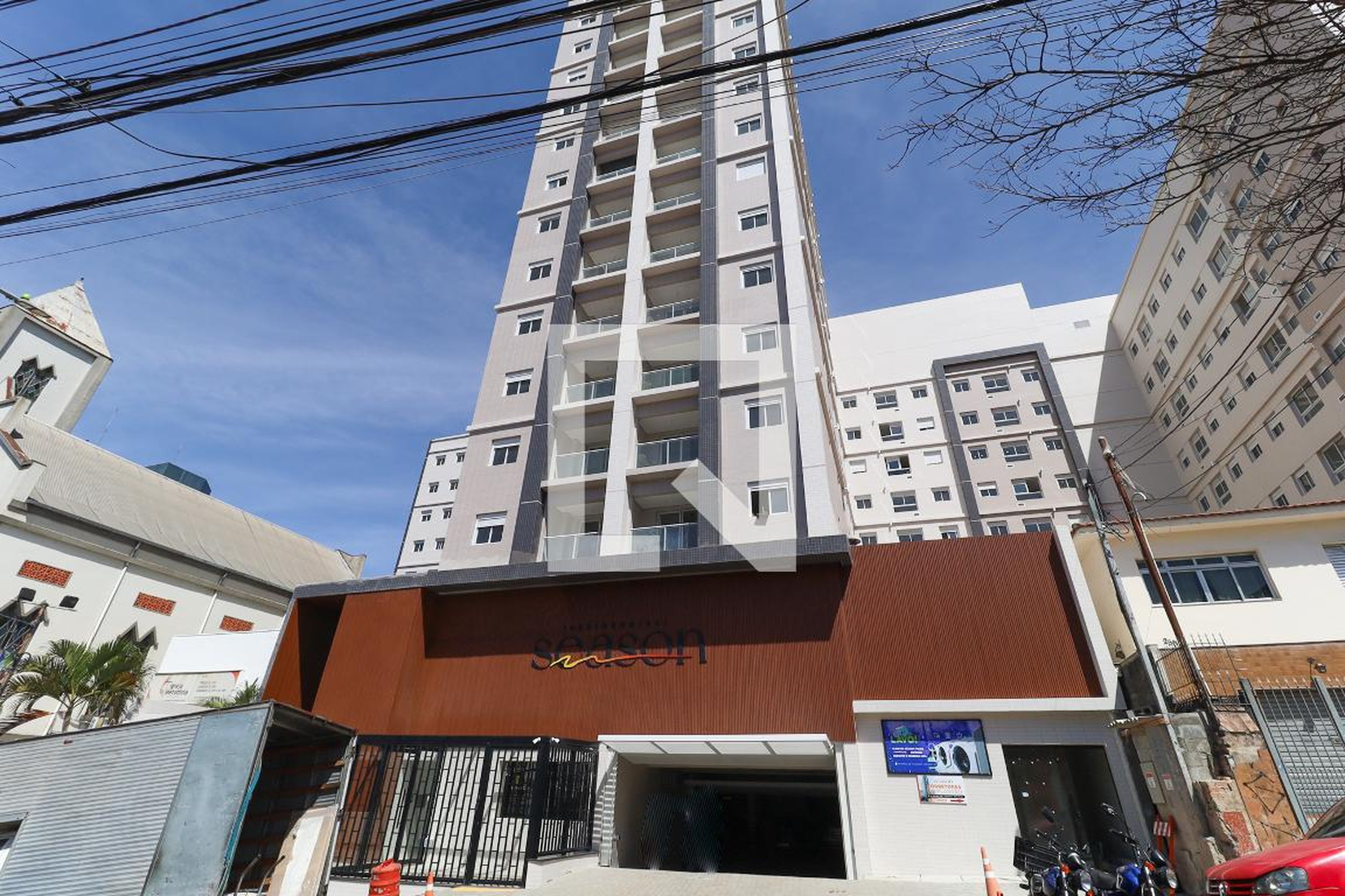 Fachada Residencial Season