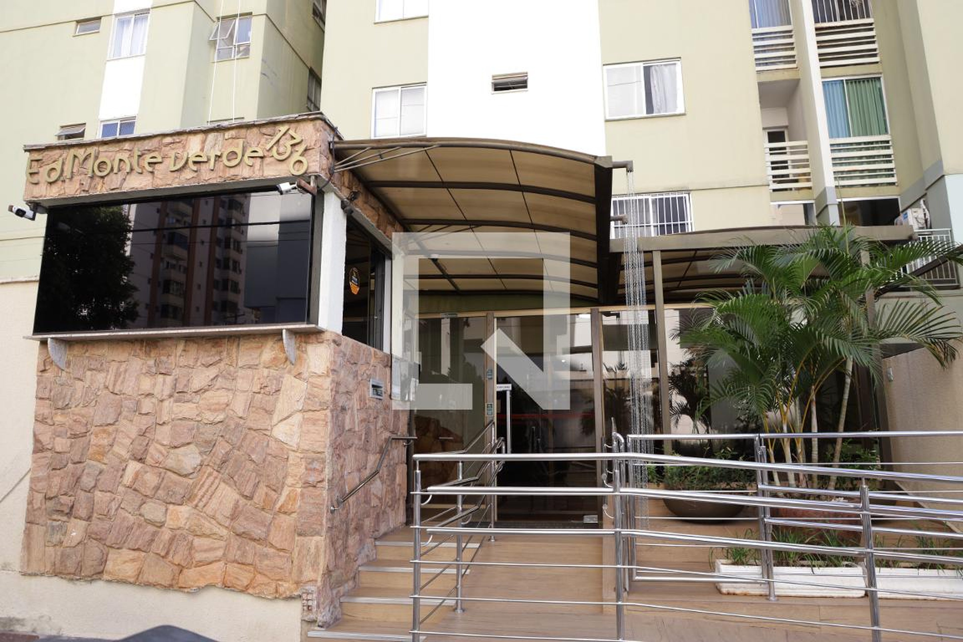 Fachada Residencial Monte Verde