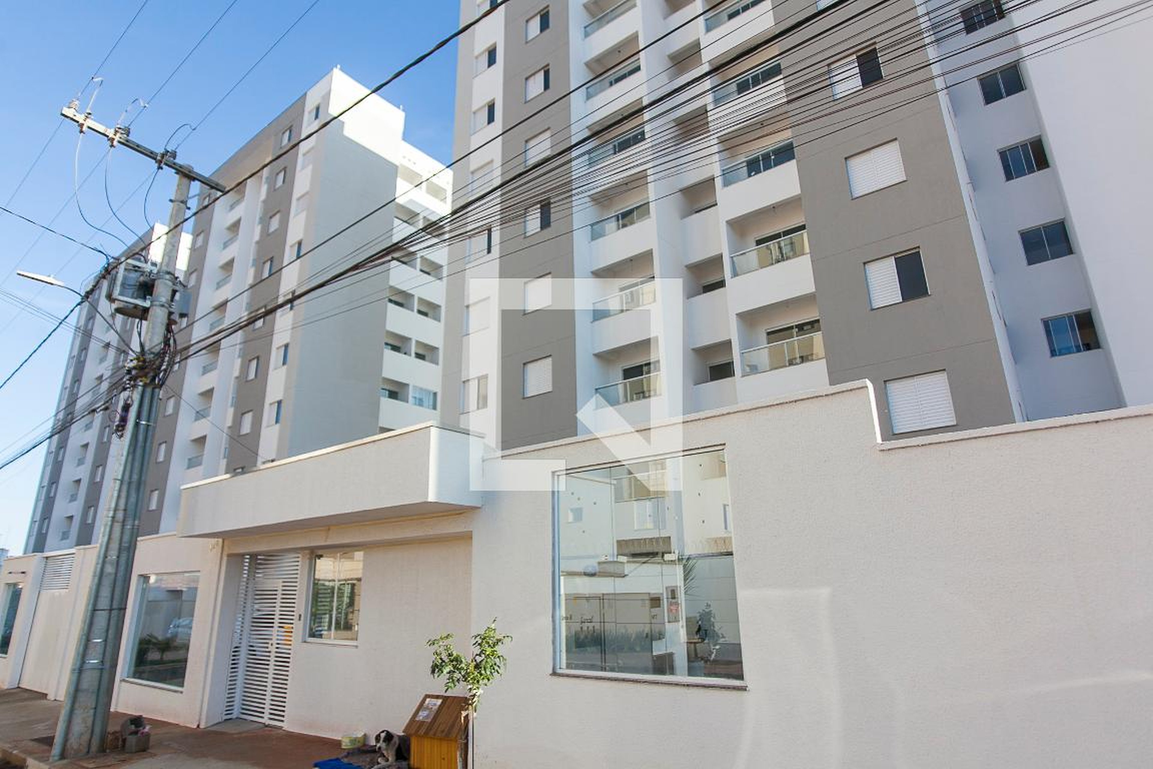 Fachada do Condominio Condomínio em Avenida Paraguai, 140