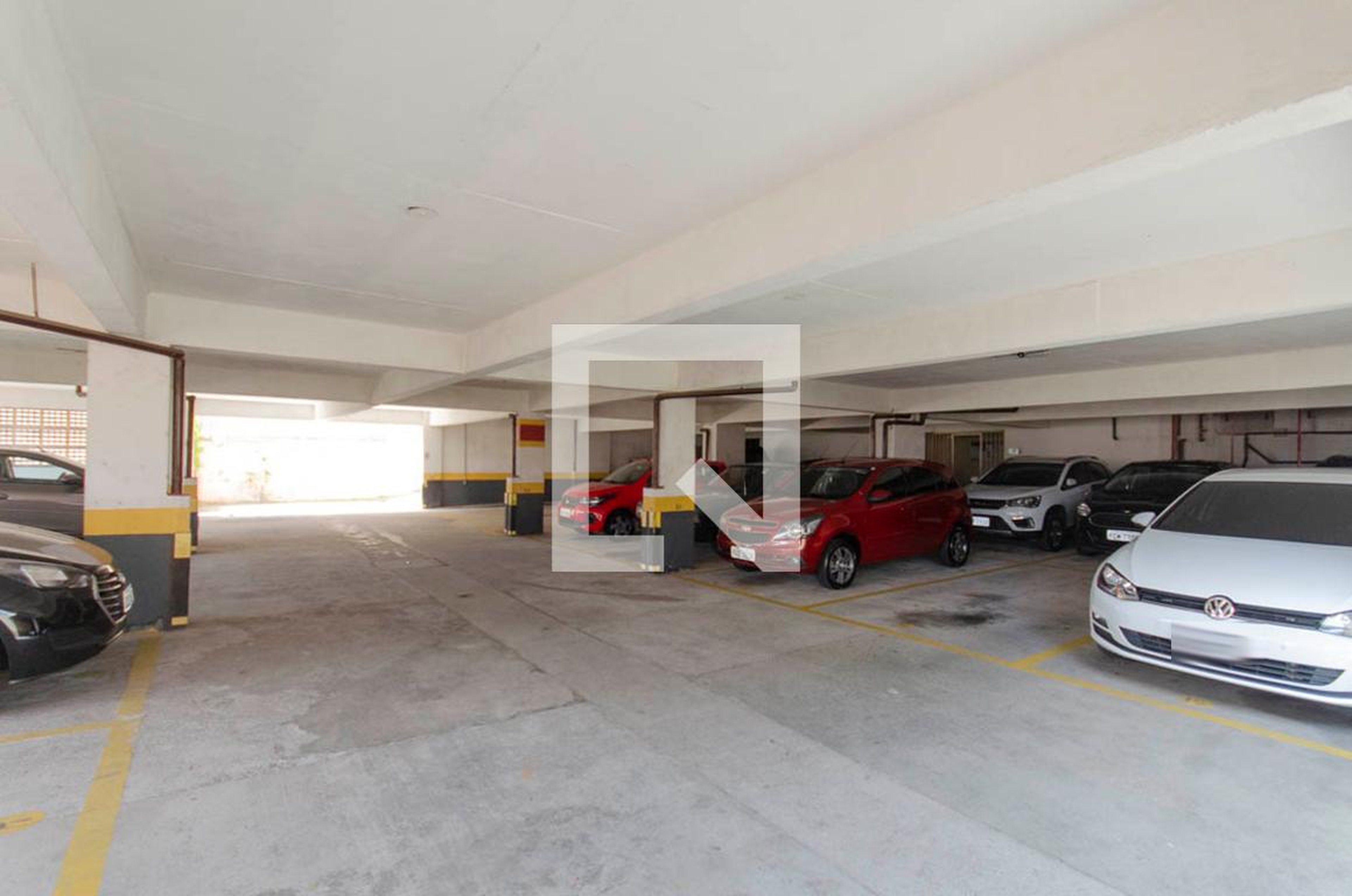 Estacionamento - Sardenha