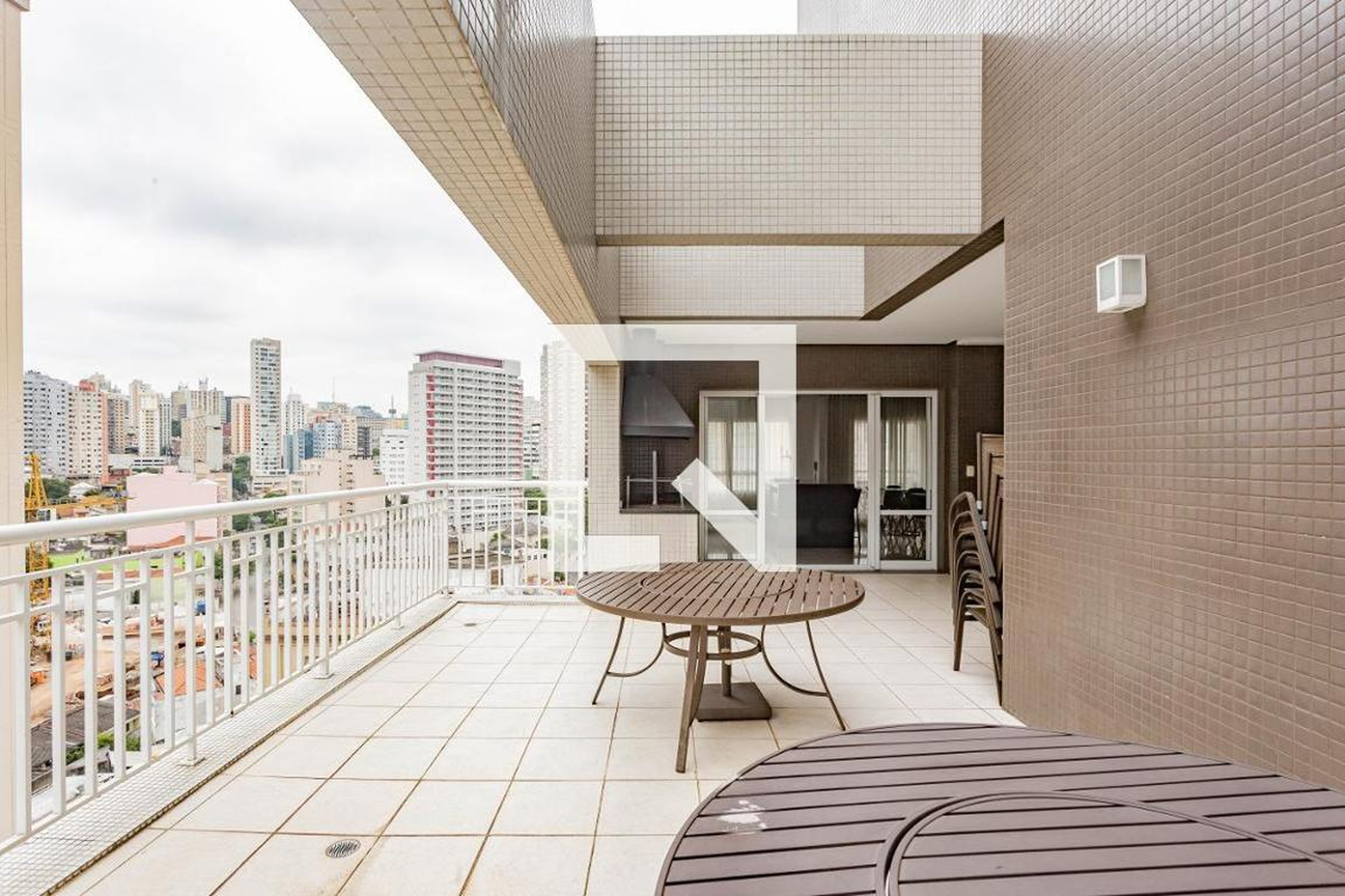 Churrasqueira - Edifício Carol