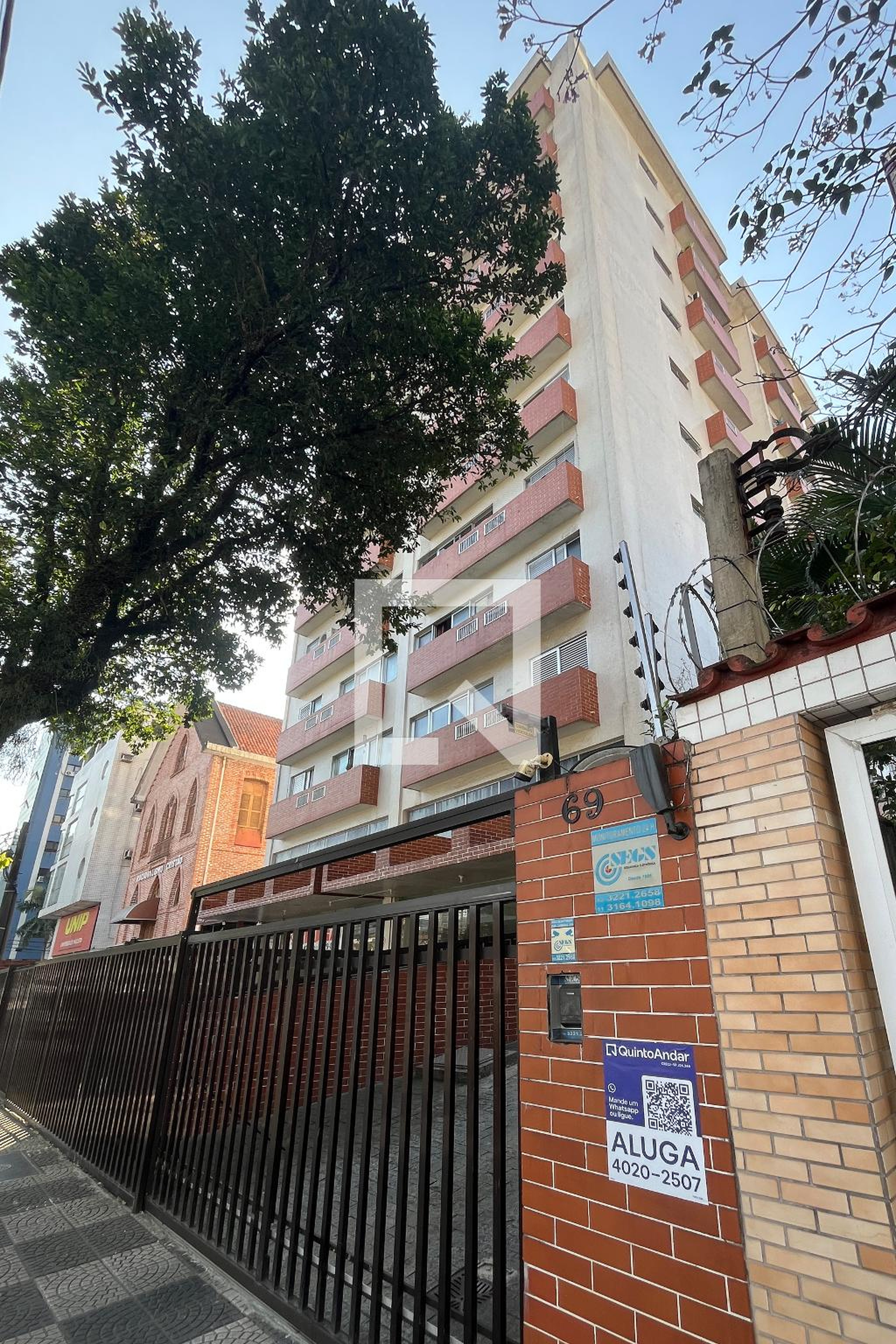 Fachada Condomínio Calçada