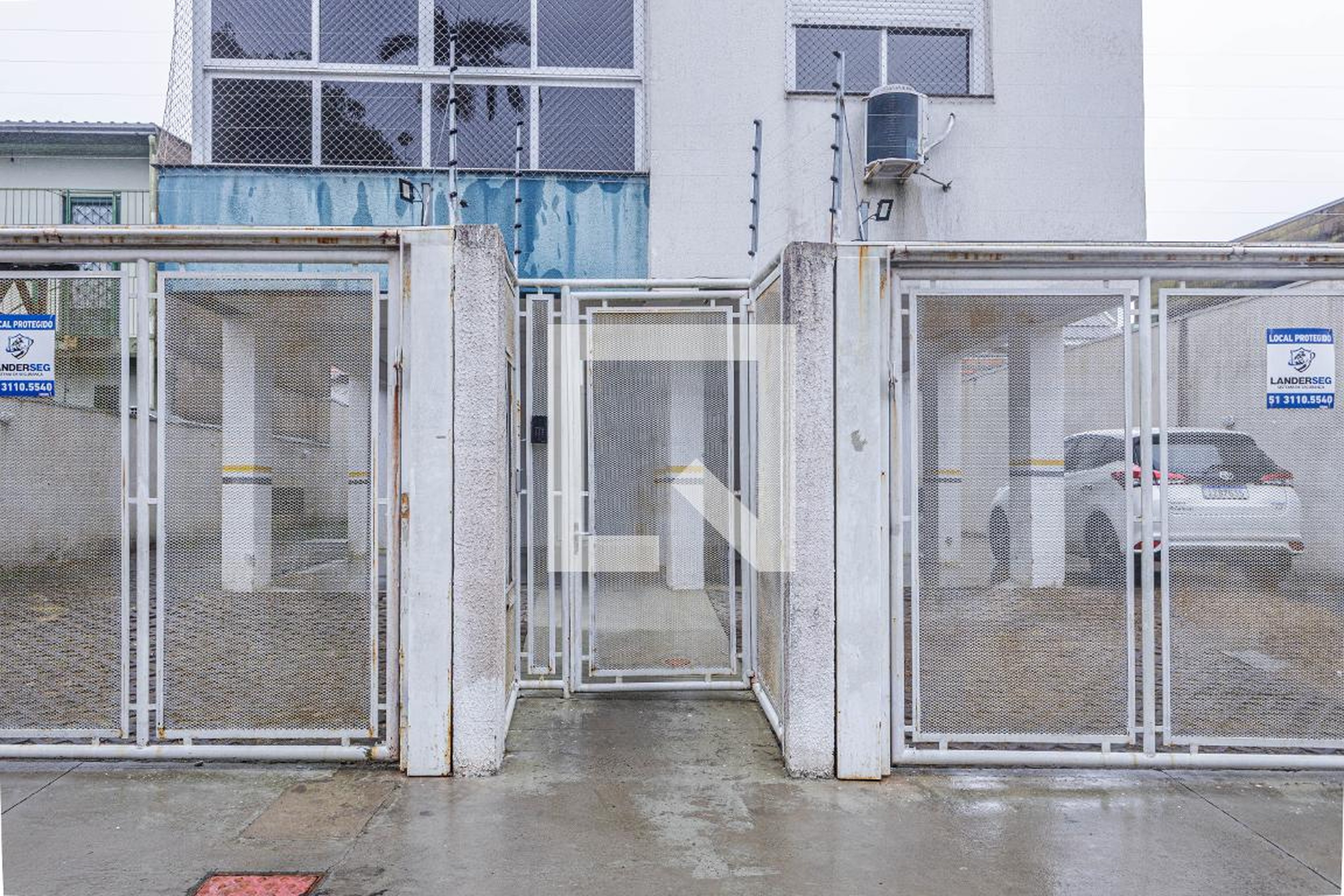 Fachada Condomínio em Rua Lopes Teixeira, 379