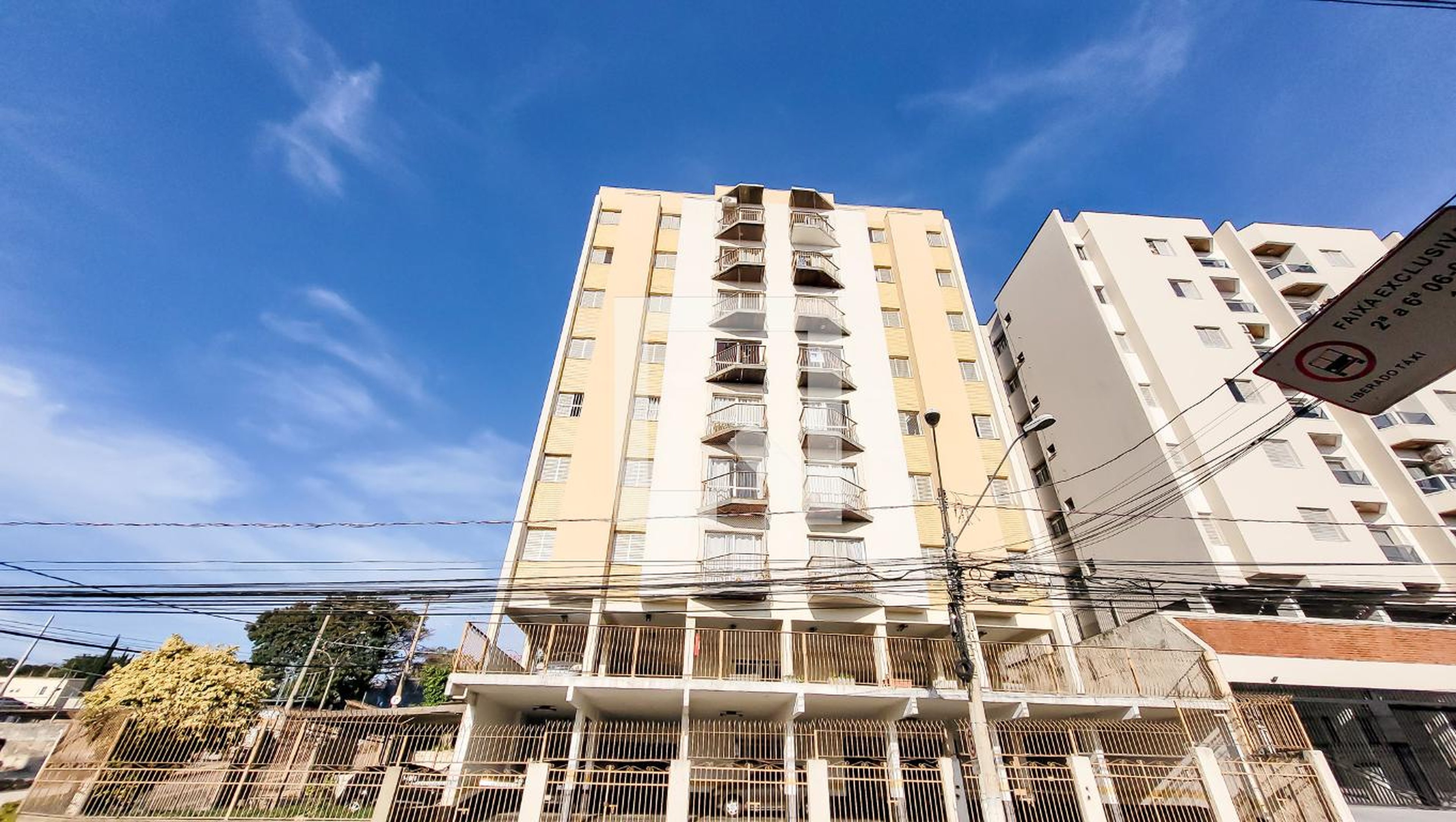 Fachada Condomínio Pedra Azul