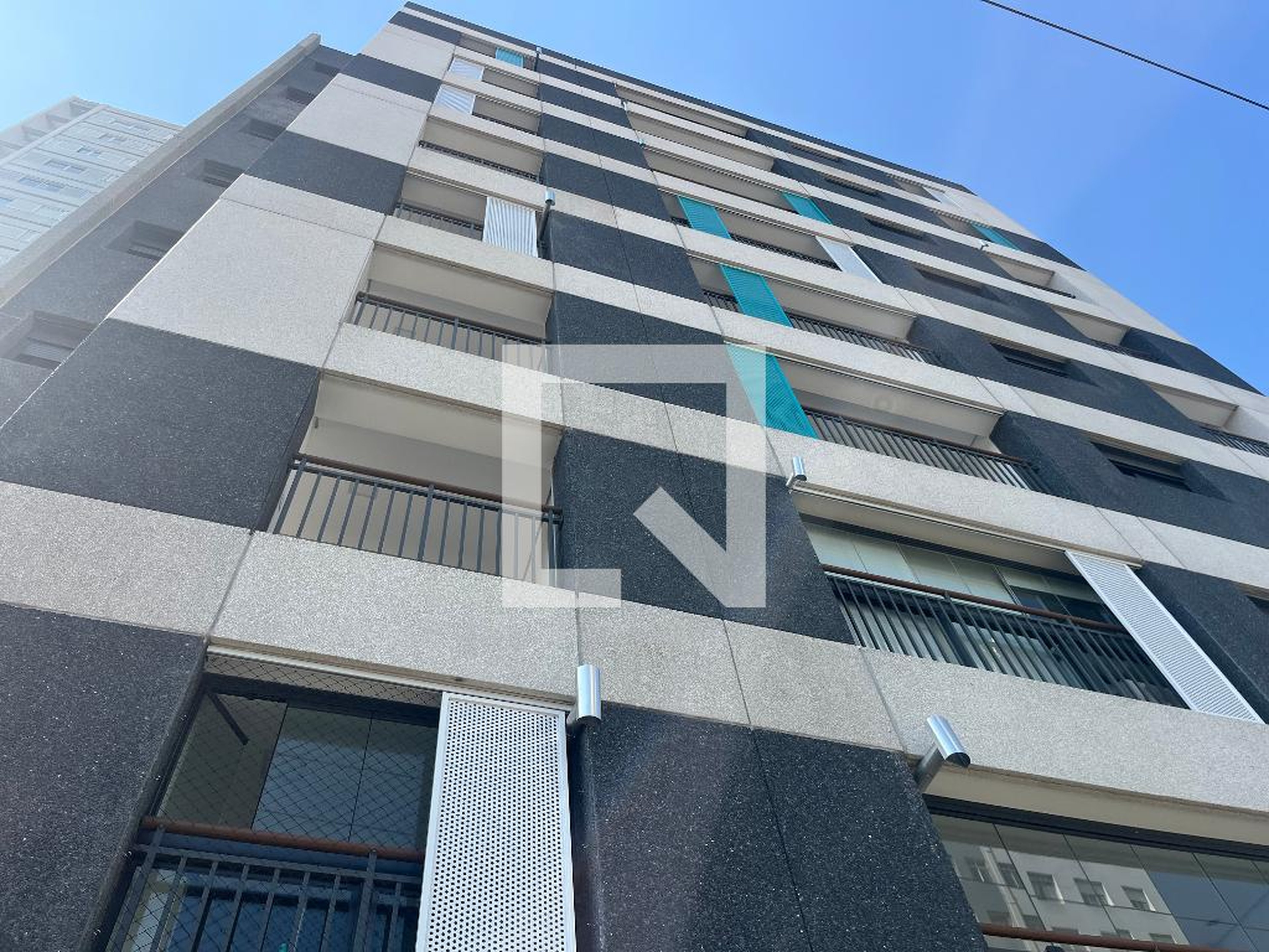 Fachada do Prédio Condomínio em Rua Heitor Penteado, 2225