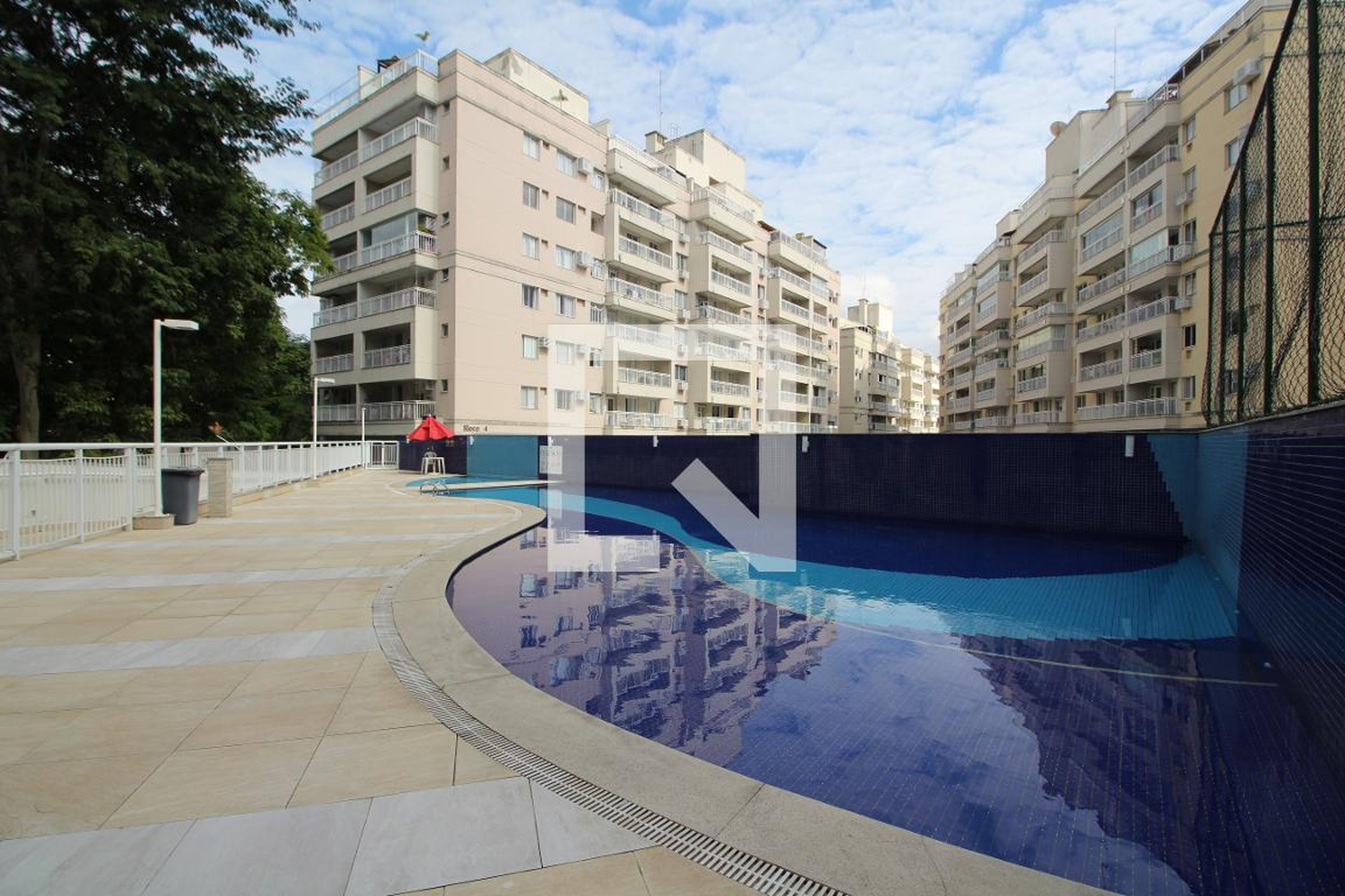 Piscina - Via Alto Mapendi