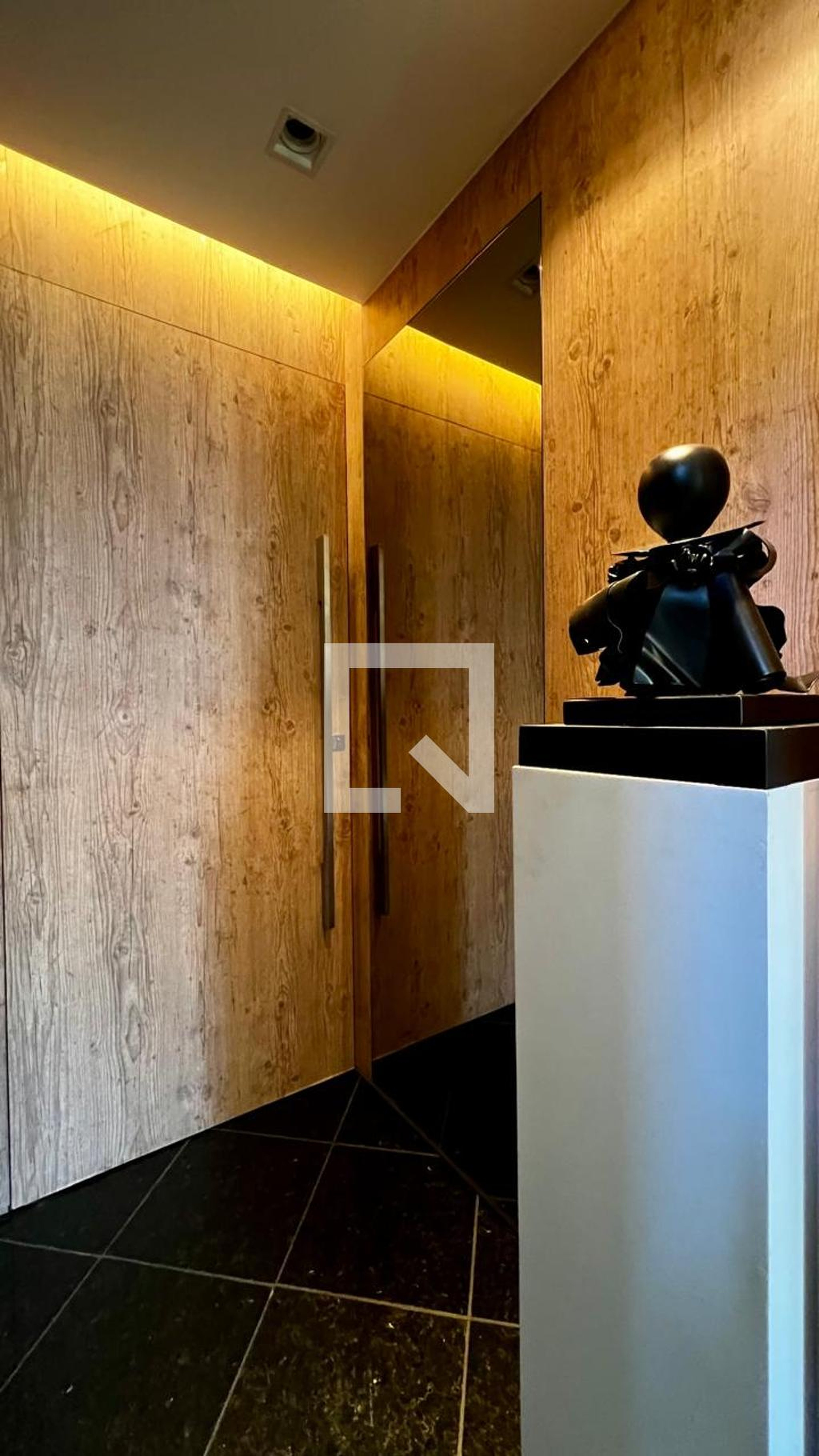 Hall social Condomínio em Rua Carmelita Faria Garófalo, 95