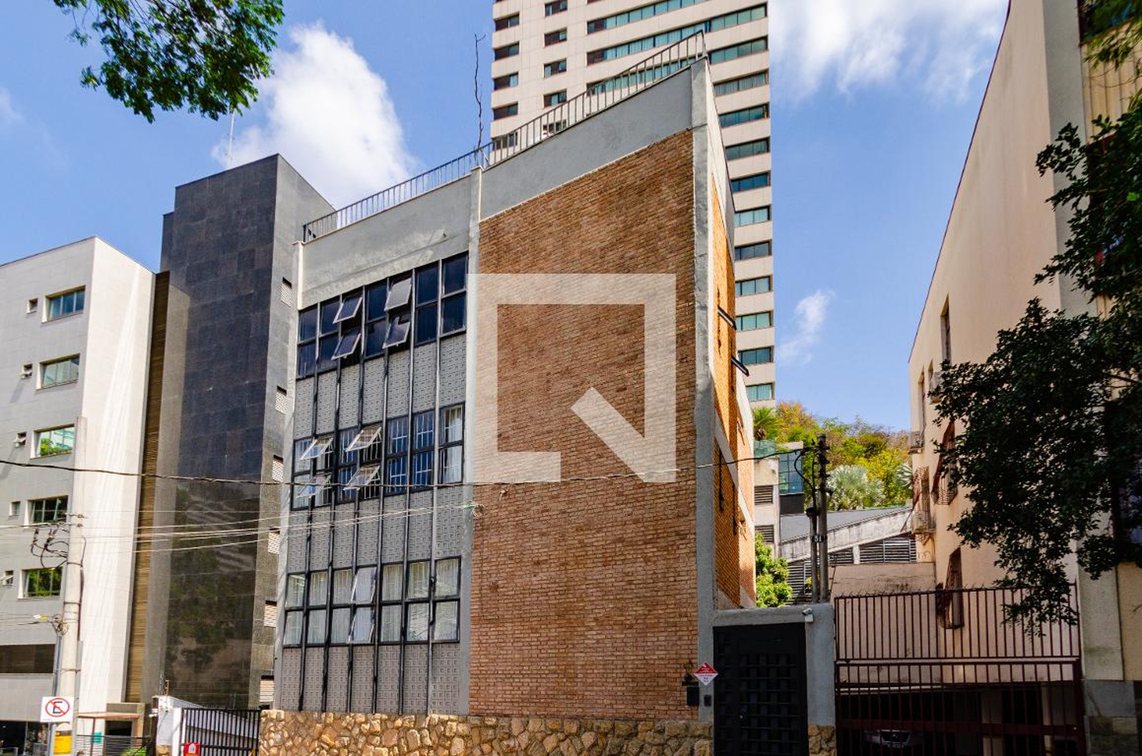 Fachada Edifício Maria do Carmo