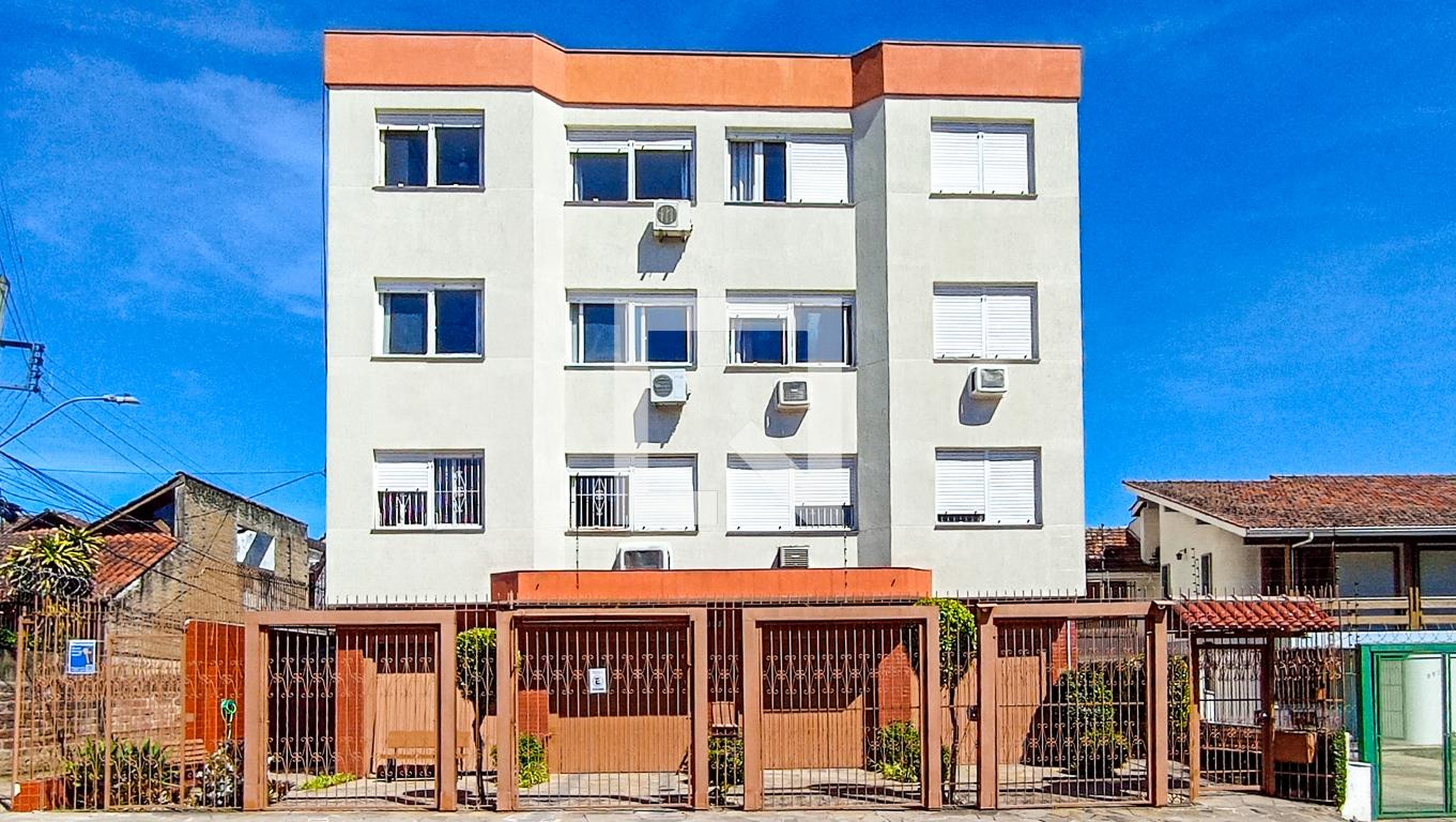 Fachada Edifício Solar Mediterranne