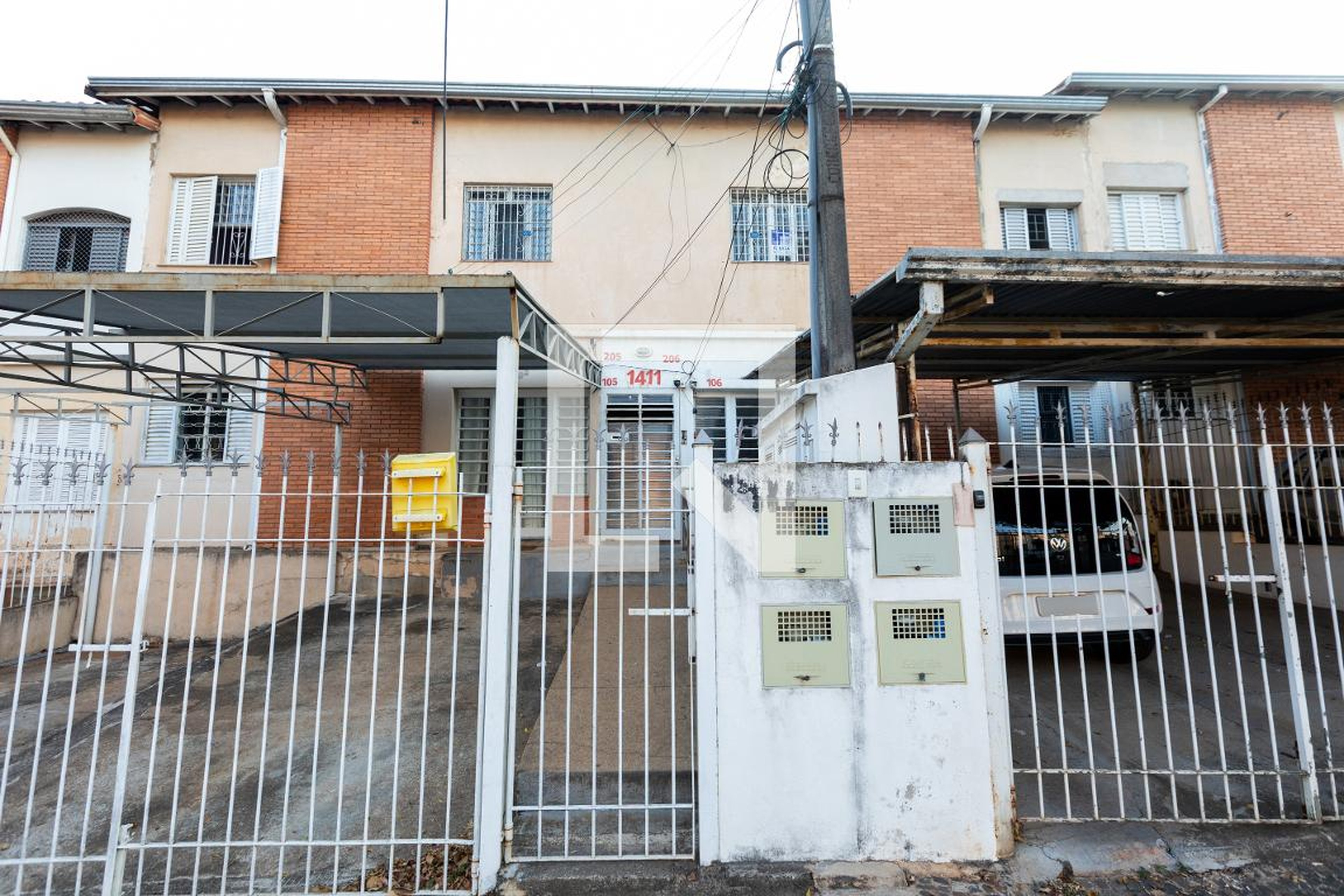 Fachada do Prédio Condomínio em Rua Doutor Buarque de Macedo, 144