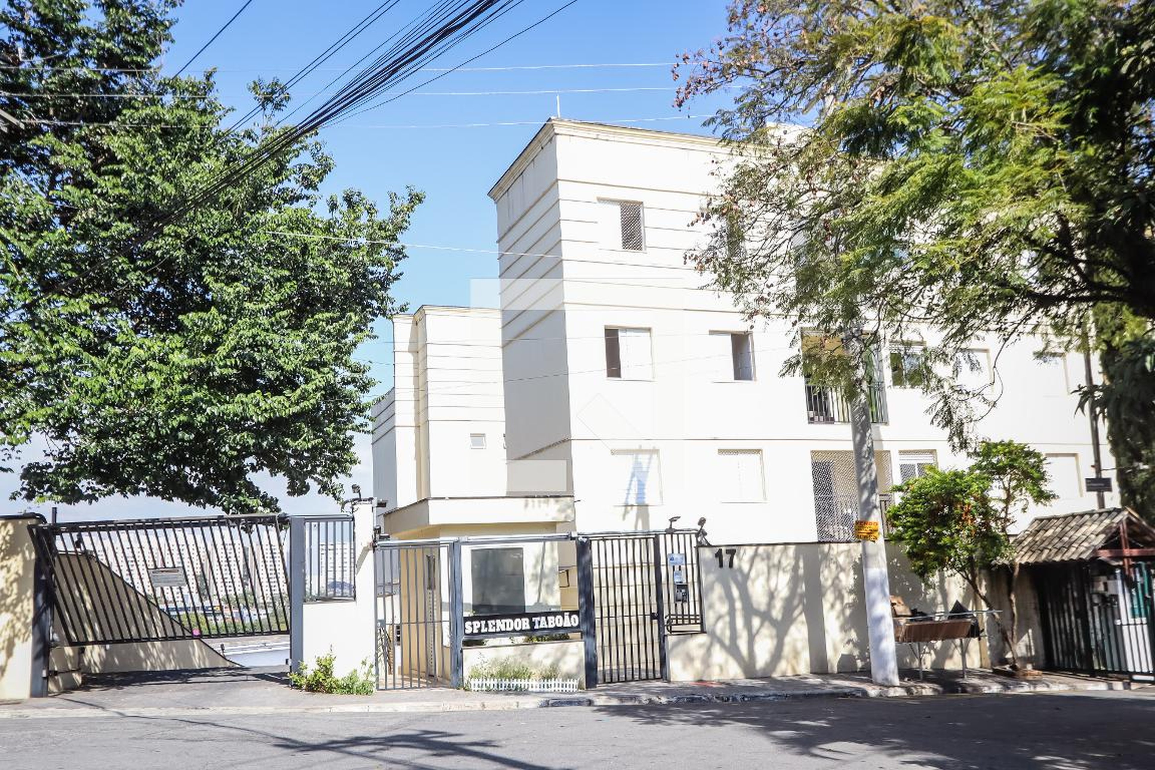 Fachada do Prédio Condomínio Splendor Taboão