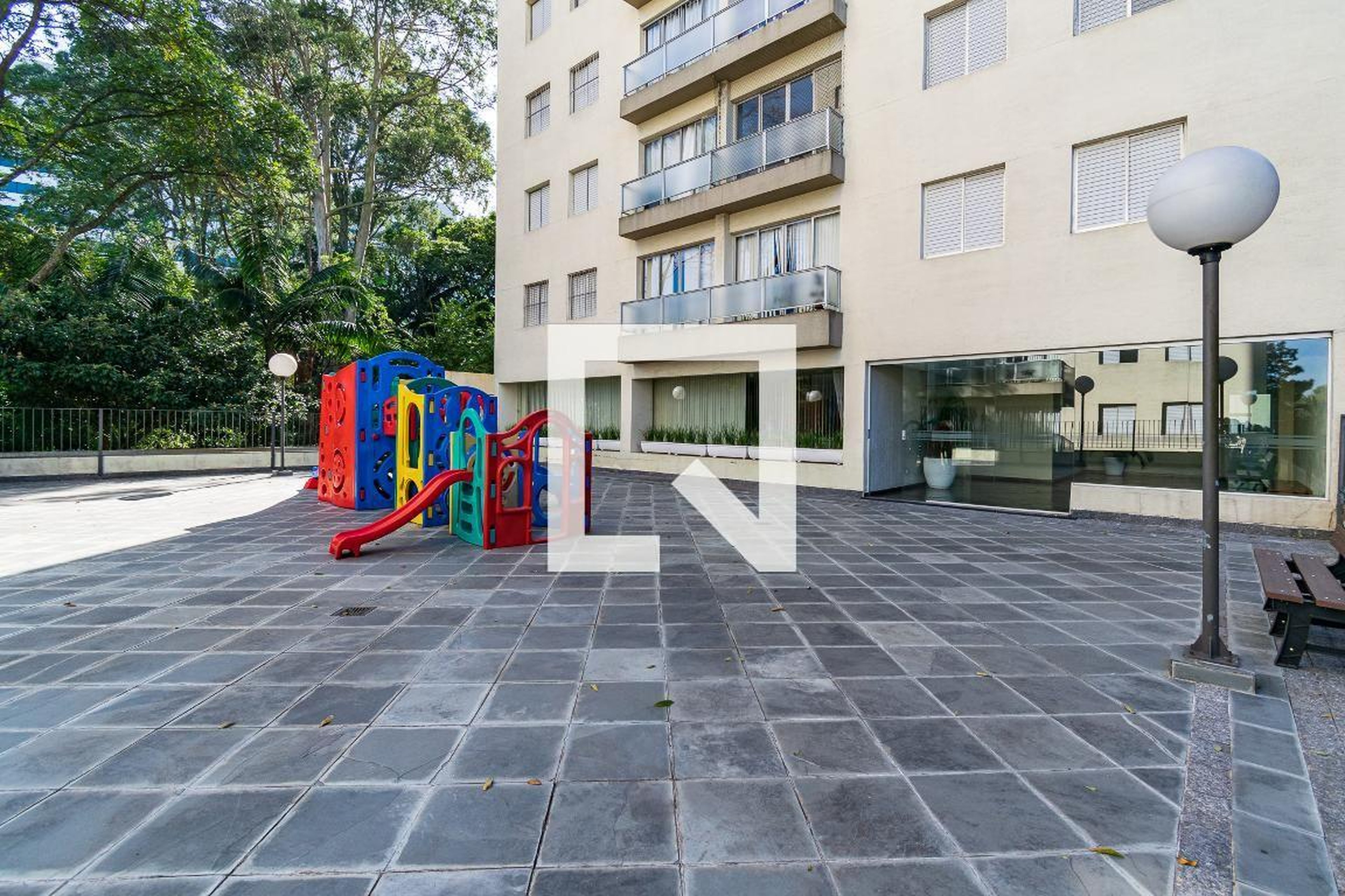 Playground - Cristina Andréa Humberto