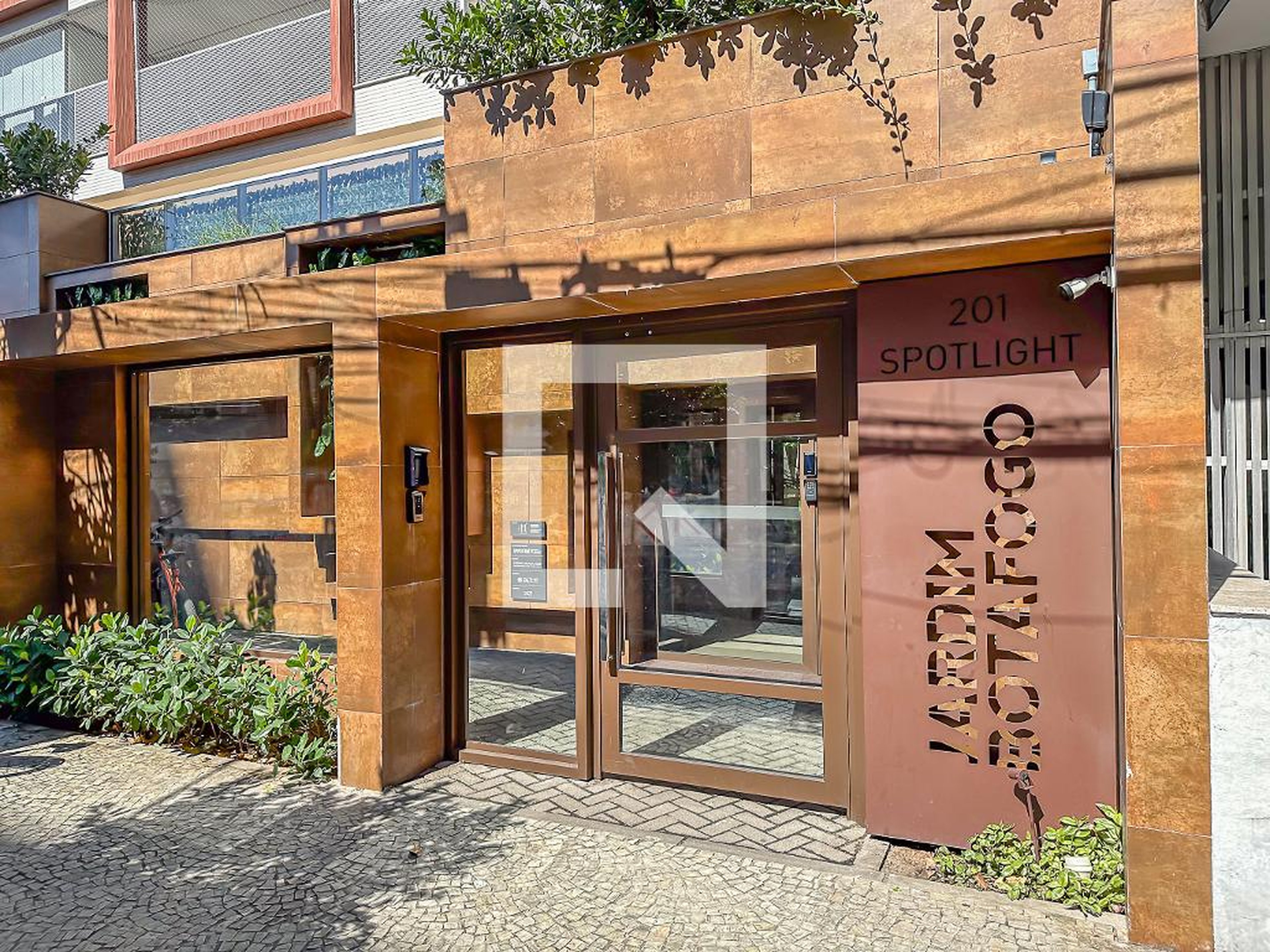 Fachada Condomínio SpotLight Jardim Botafogo