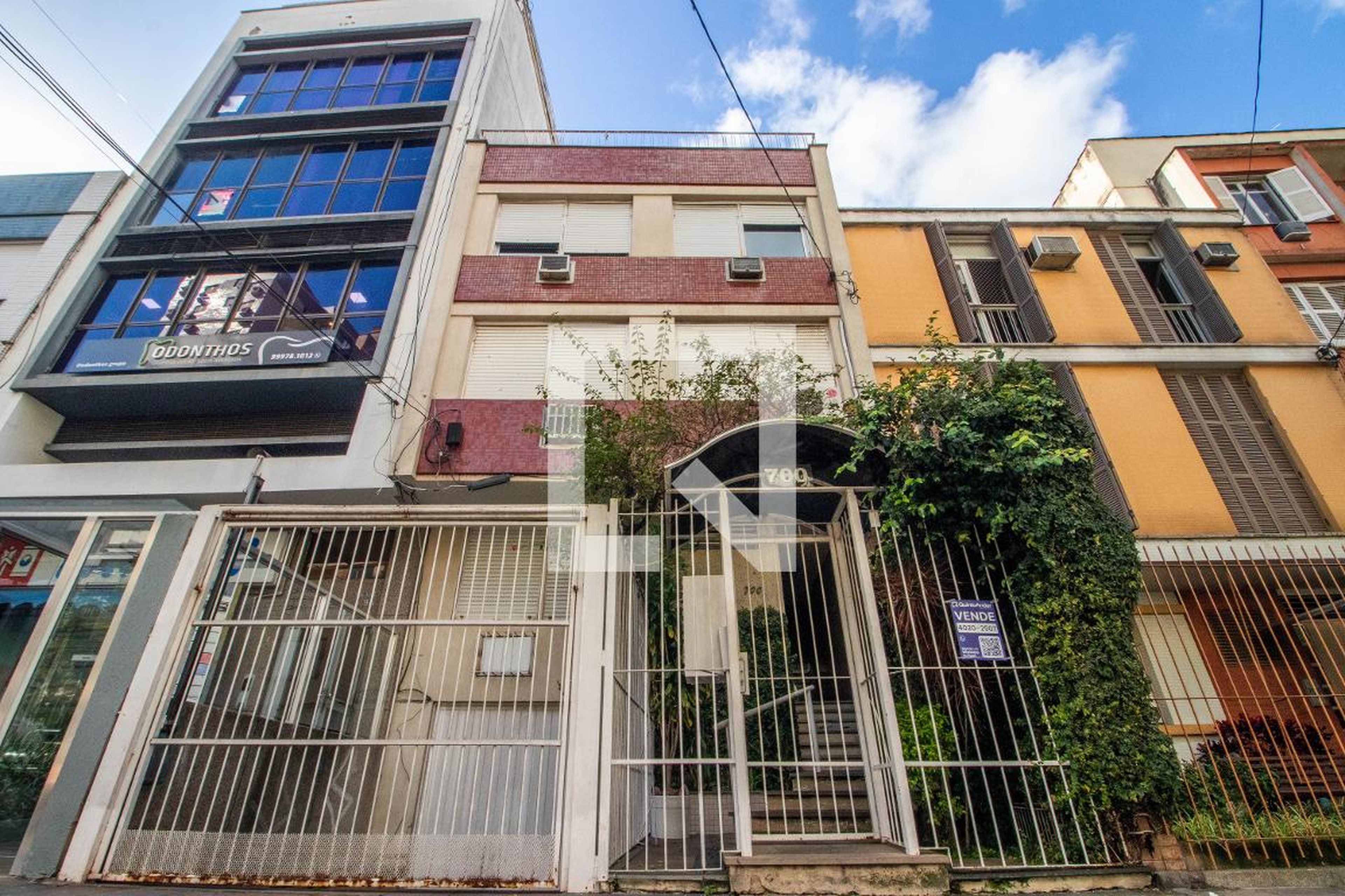 Fachada Condomínio em Rua Felipe Camarão, 700