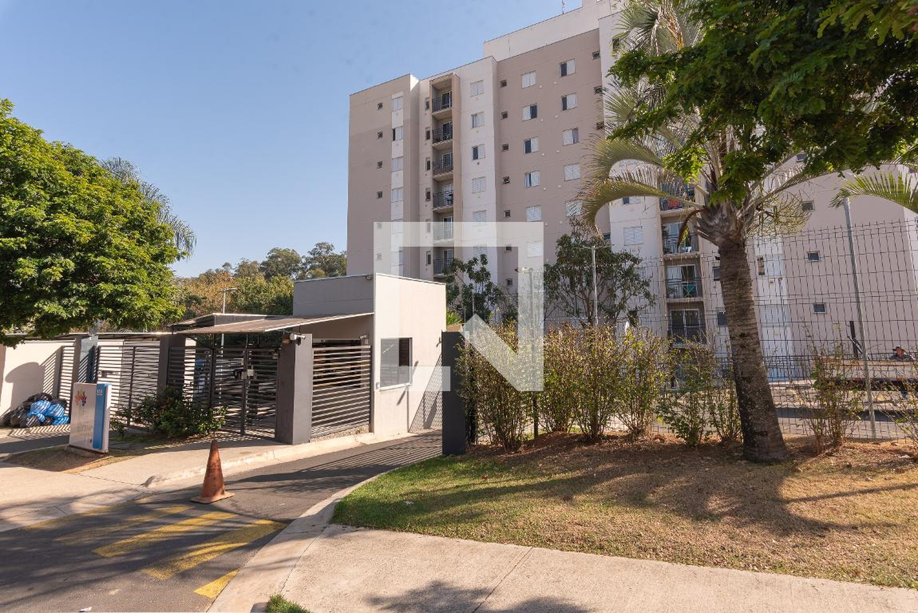 Fachada do Prédio Condomínio Alto do Ibirapuera Ipês