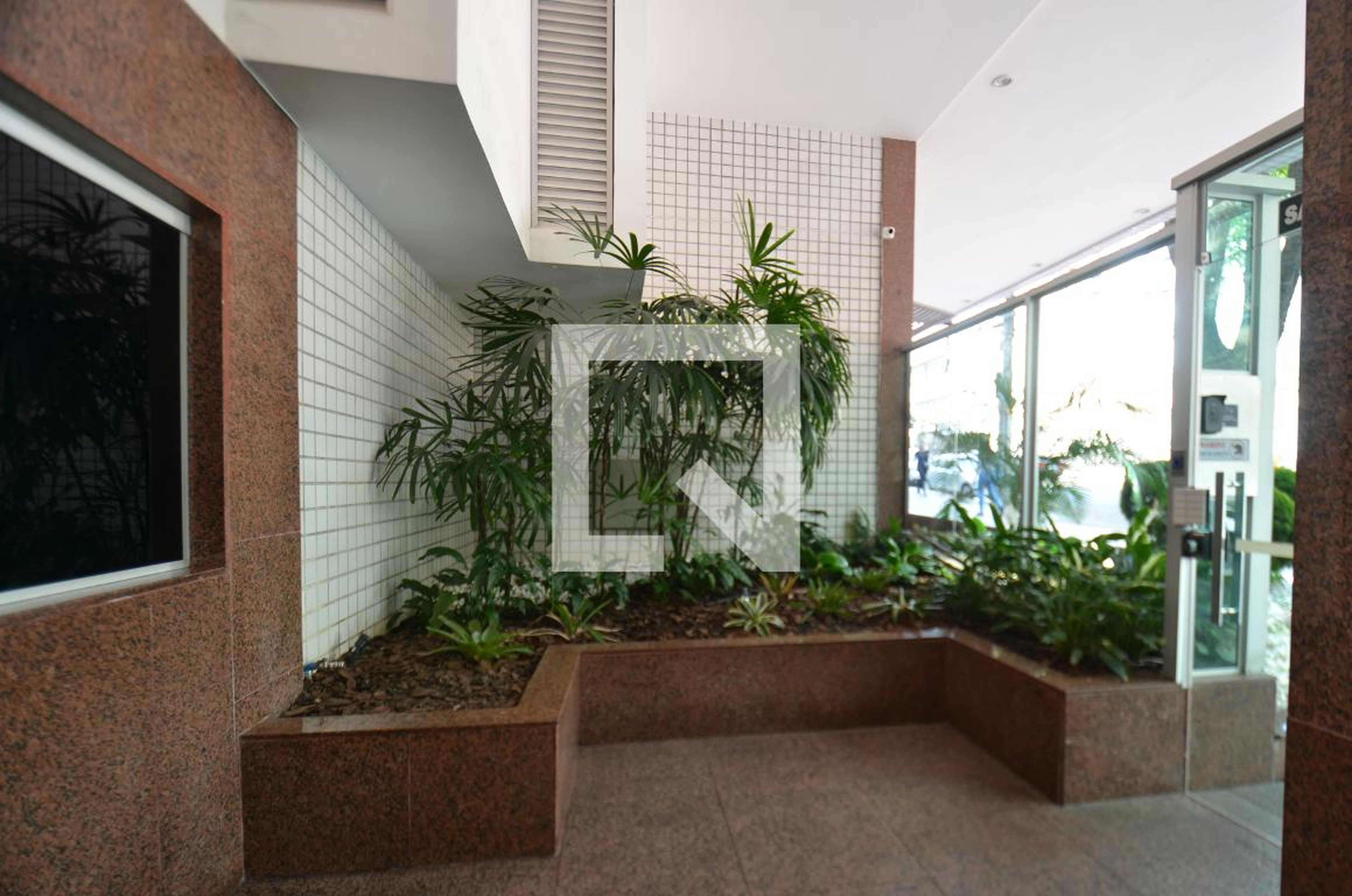 Entrada - Edifício Vila Real