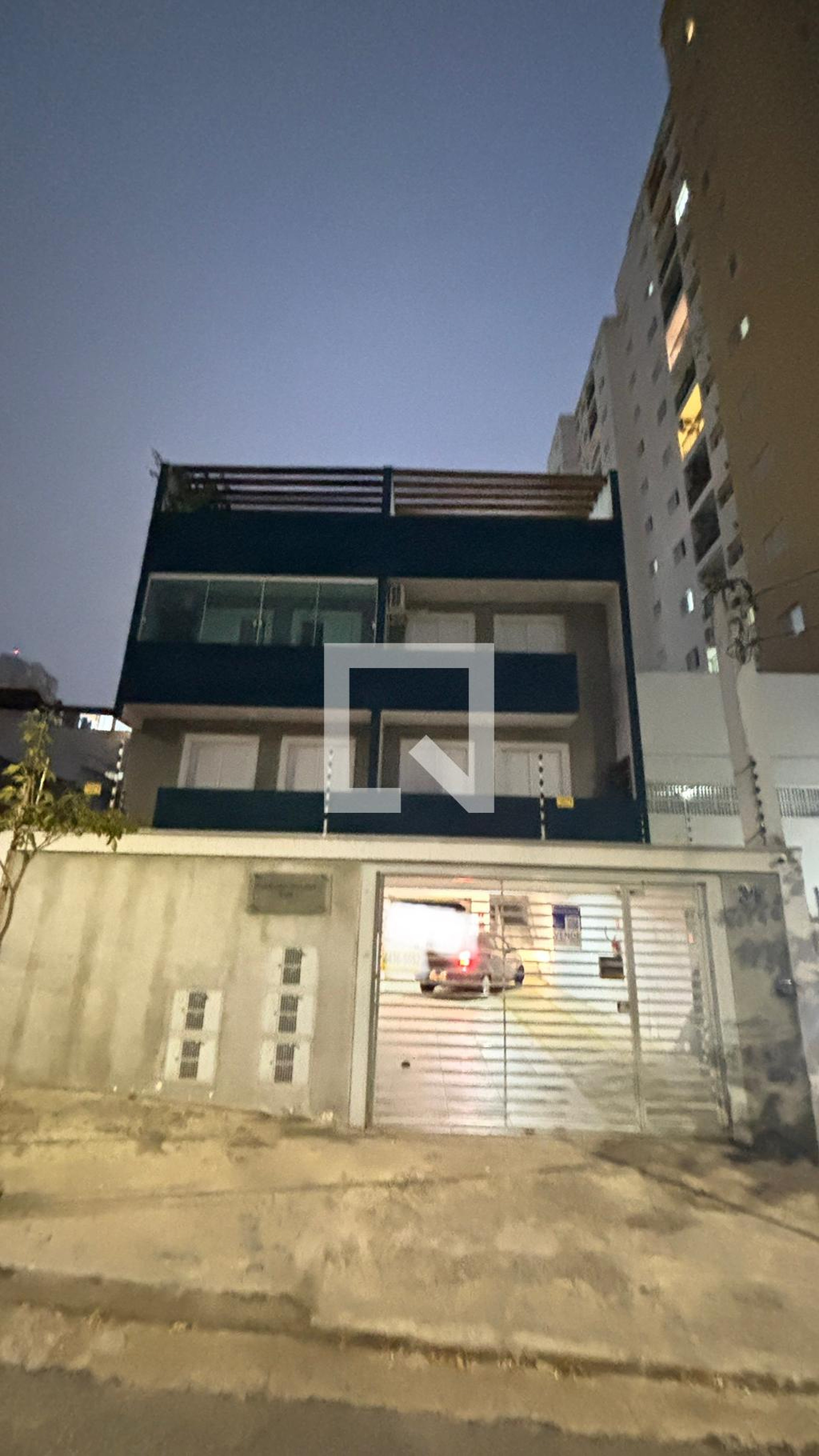 Fachada Condomínio em Rua Doutor Pedro Ribeiro, 31