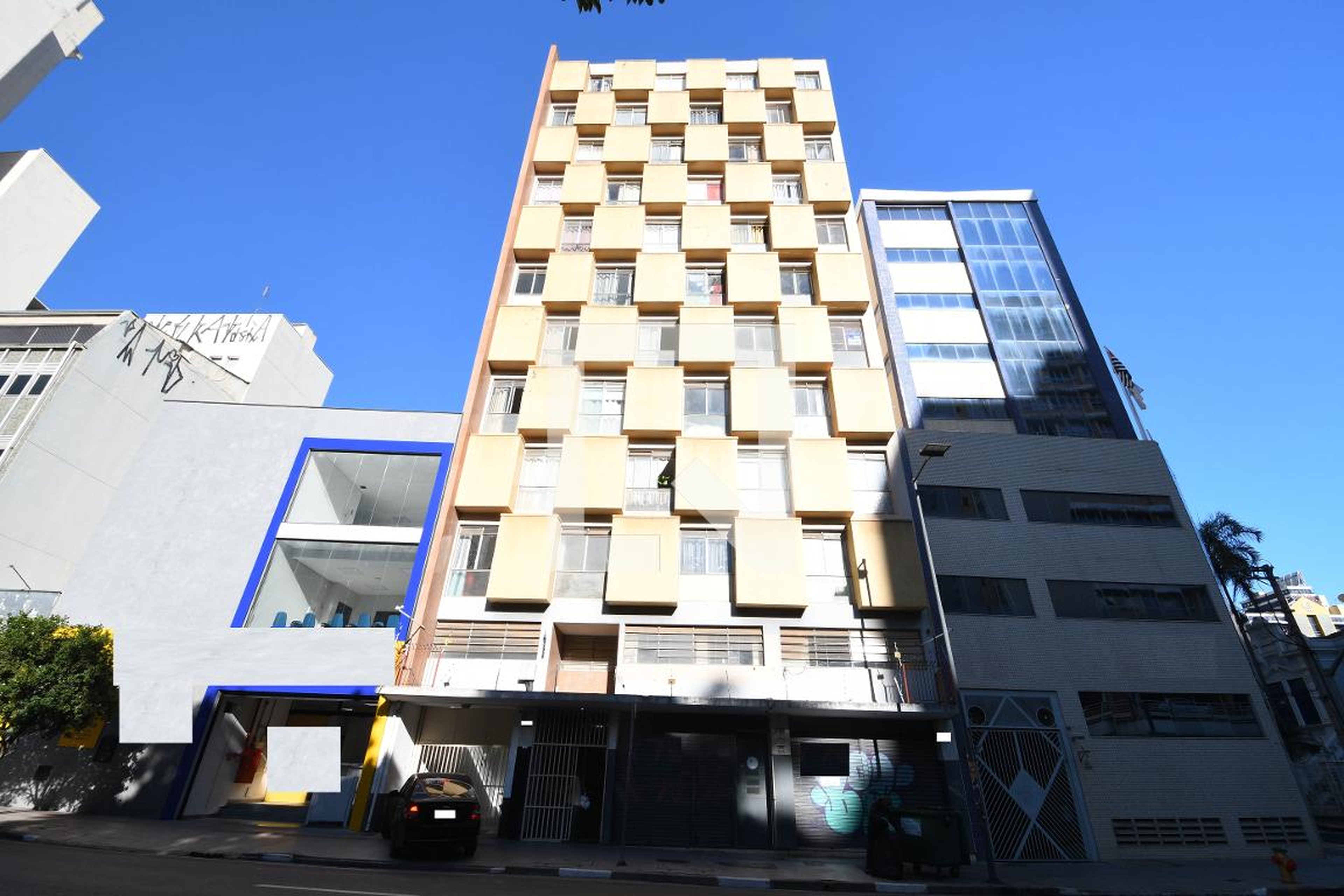 Fachada do Prédio Condomínio em Avenida Francisco Glicério, N. 529