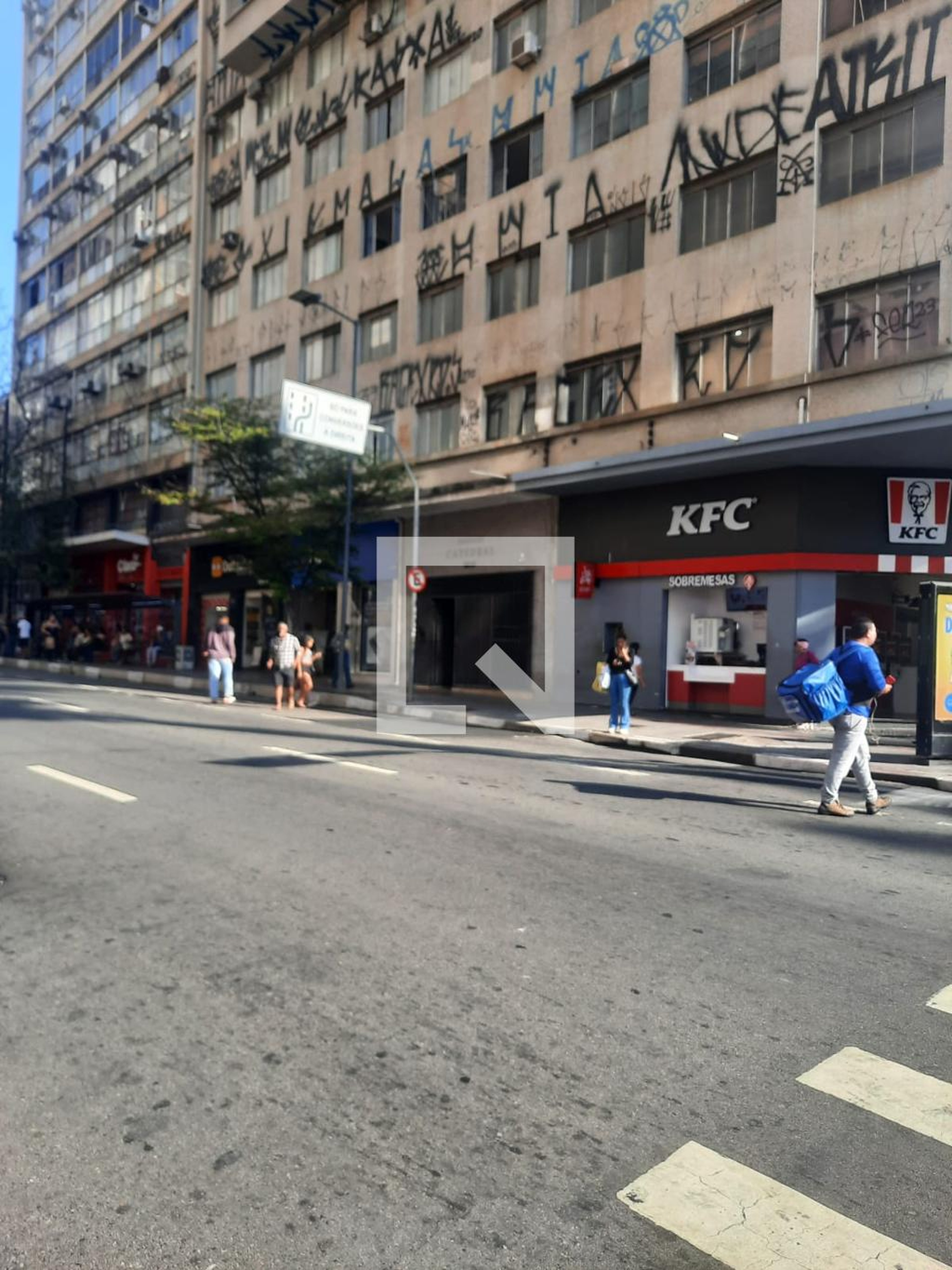Fachada do Prédio Condomínio em Avenida Francisco Glicério, 989