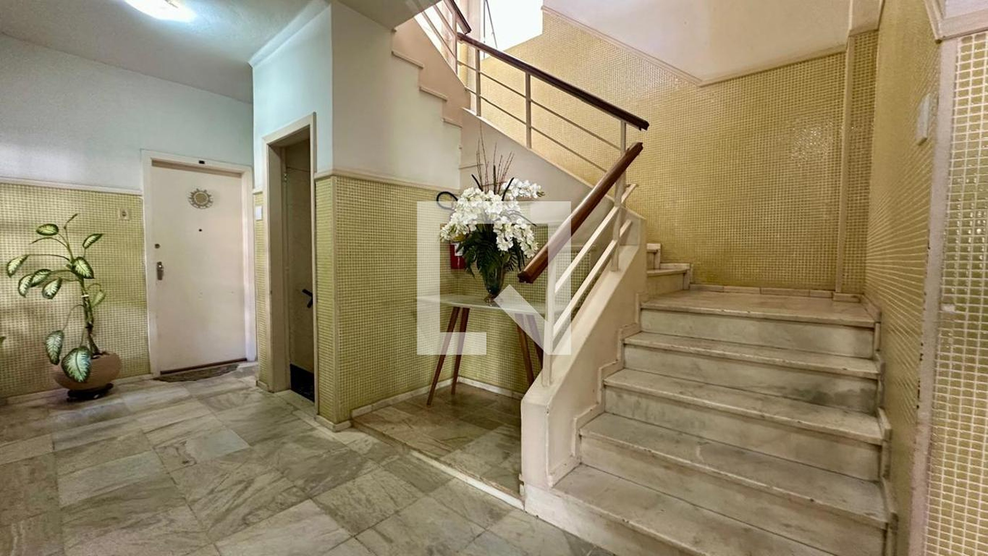 Hall de entrada - Edifício Oliveira Mafra