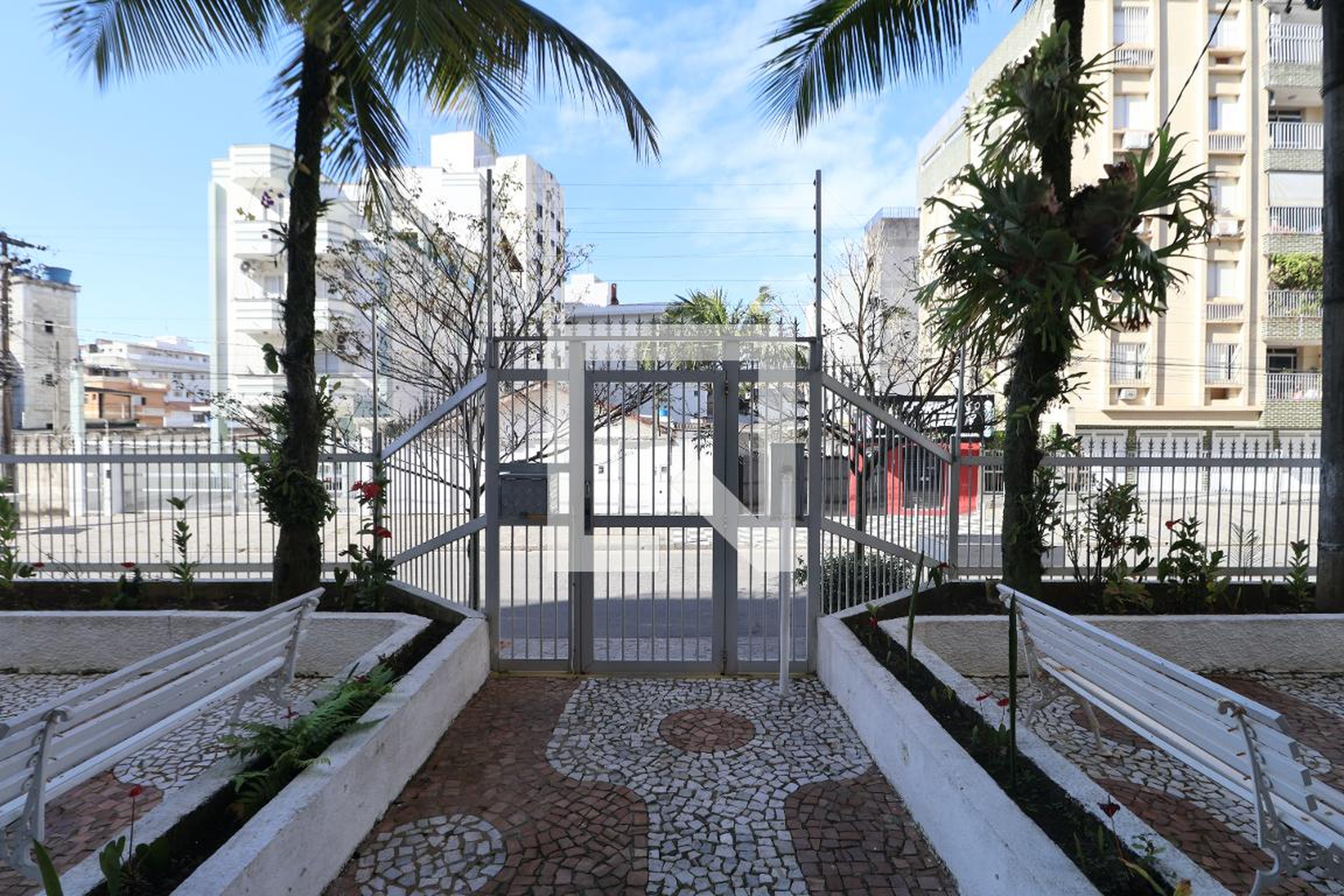 Fachada Condomínio em Rua José Silva Figueiredo, 375