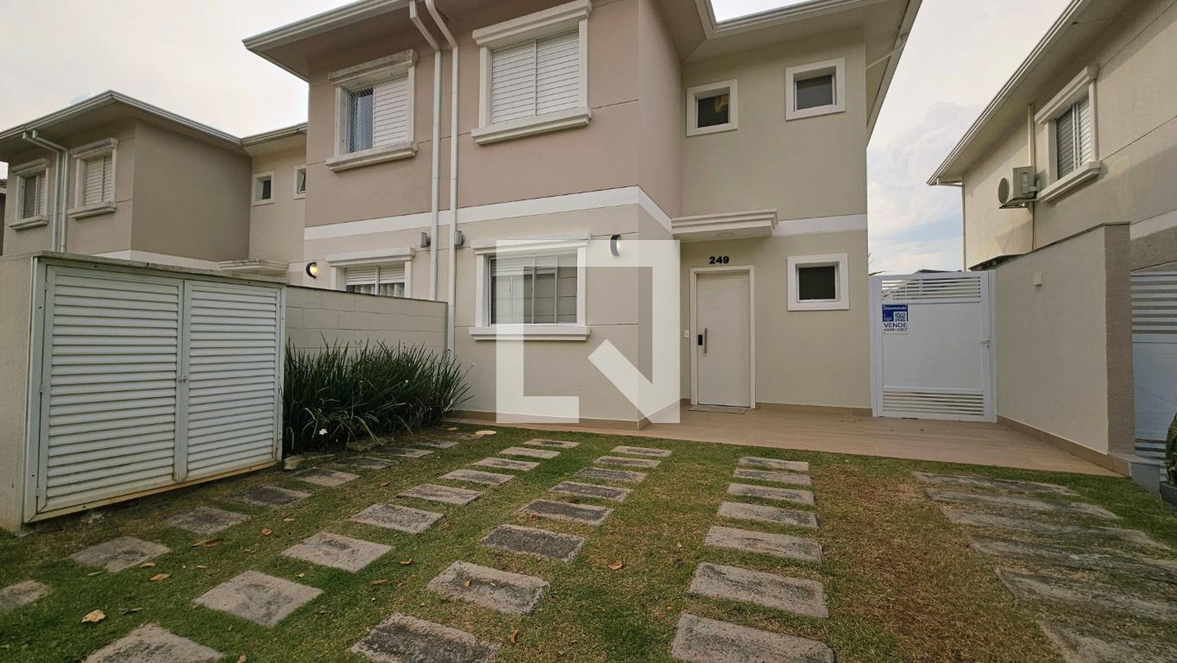 Fachada Condomínio Vintage Club