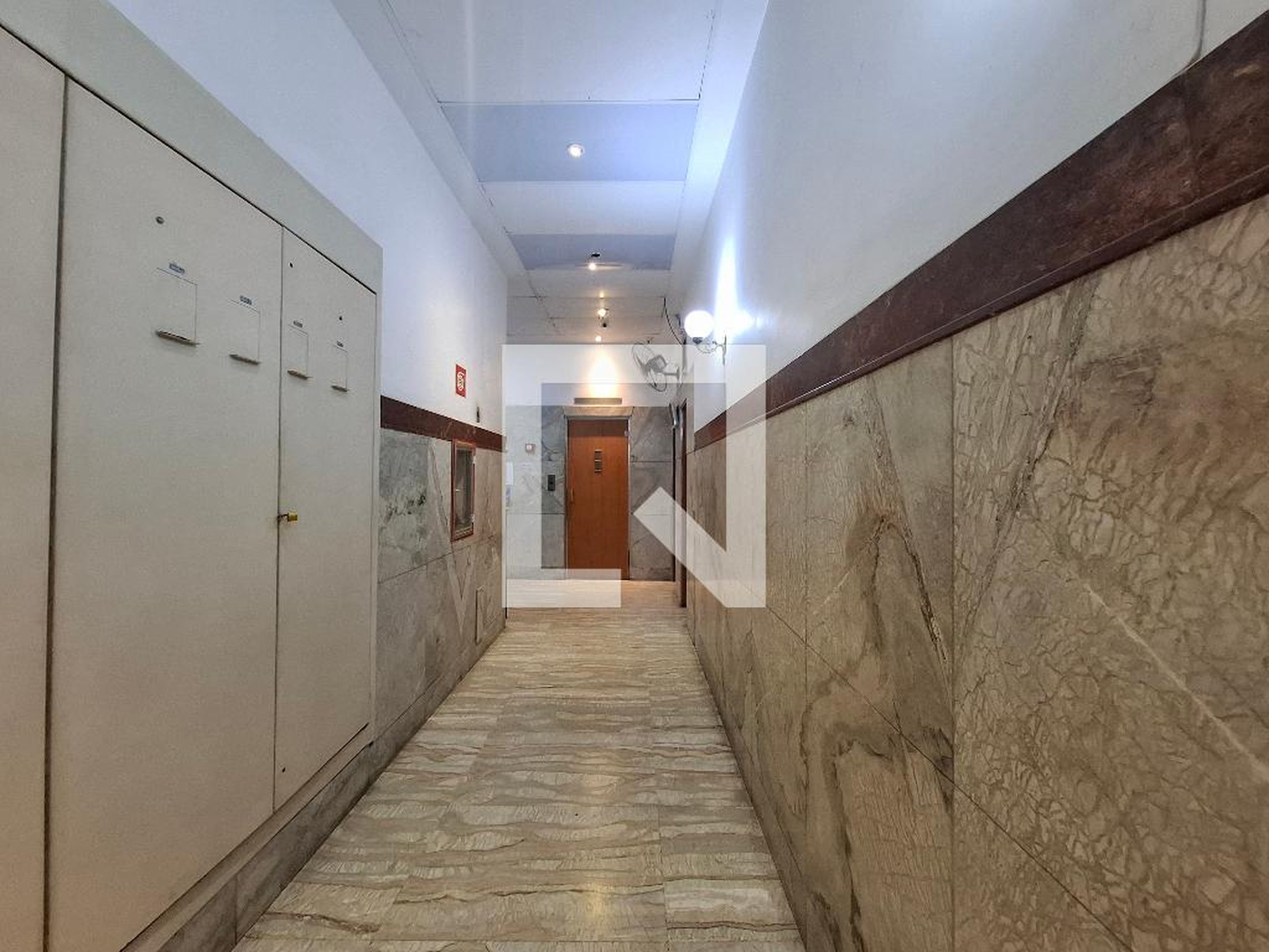 Hall de entrada - Edifício Imponente