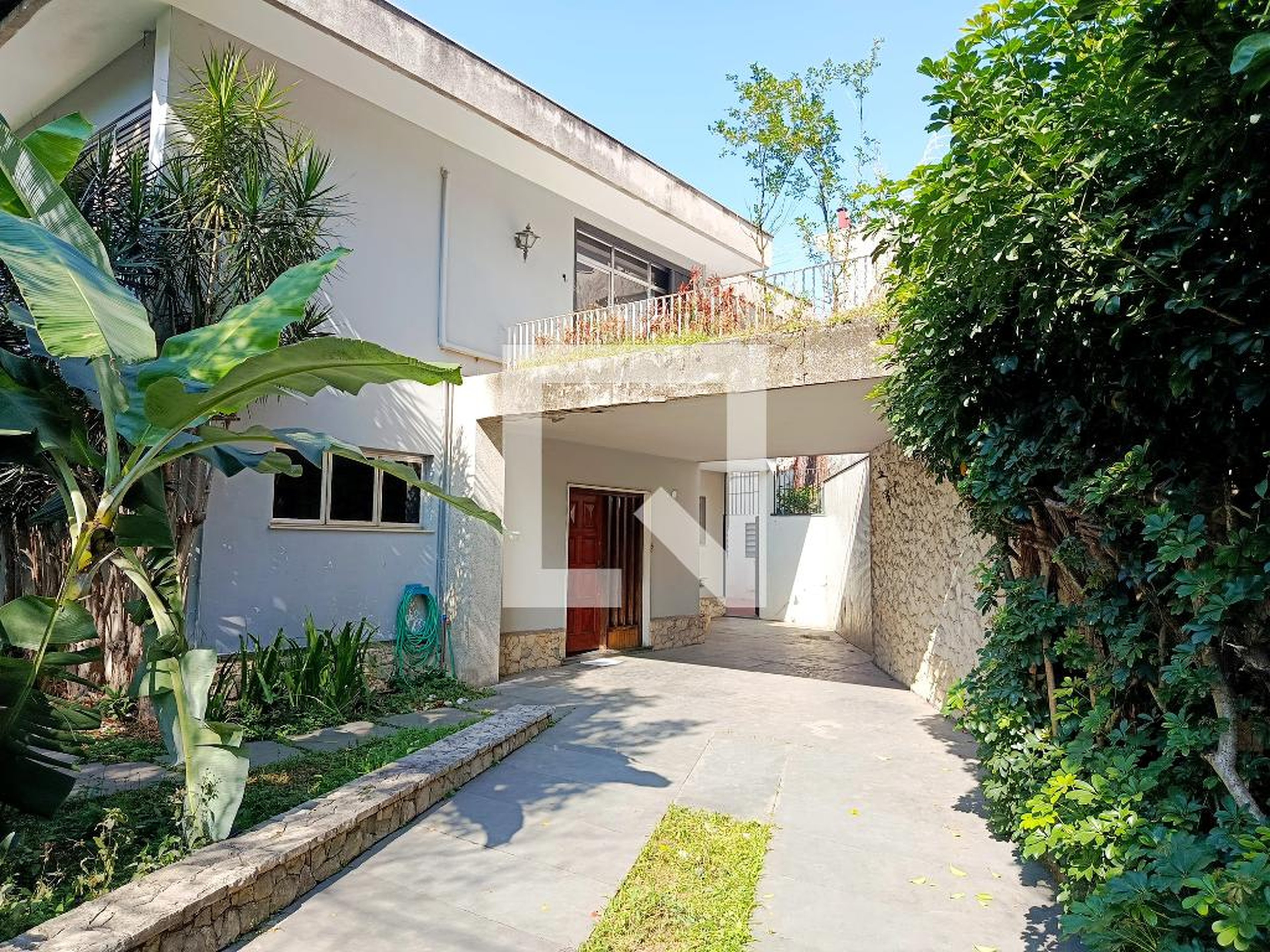 Fachada Condomínio em Rua Professor Nicolau de Morais Barros, 109