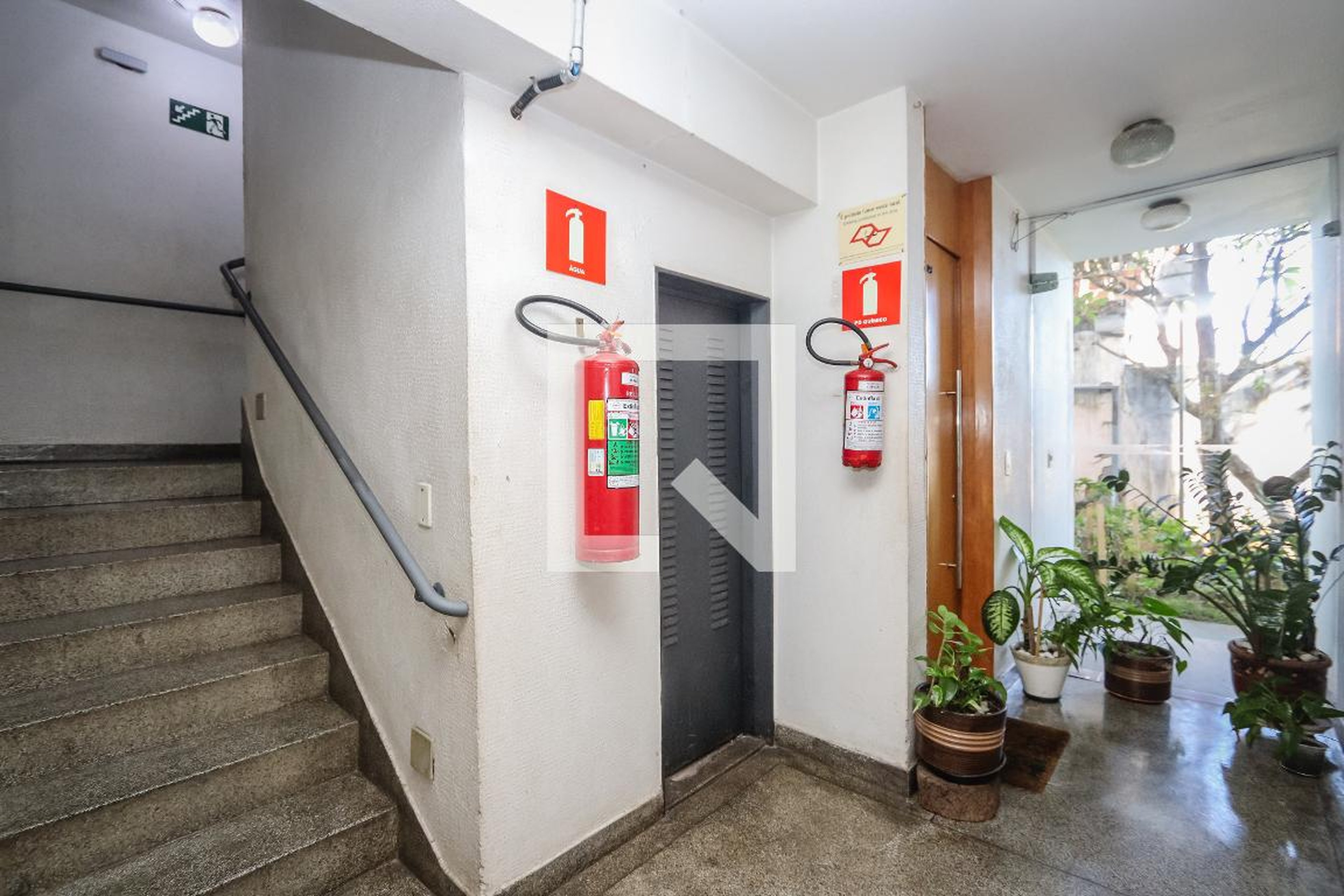 Hall de entrada - Conjunto Residencial Cupece