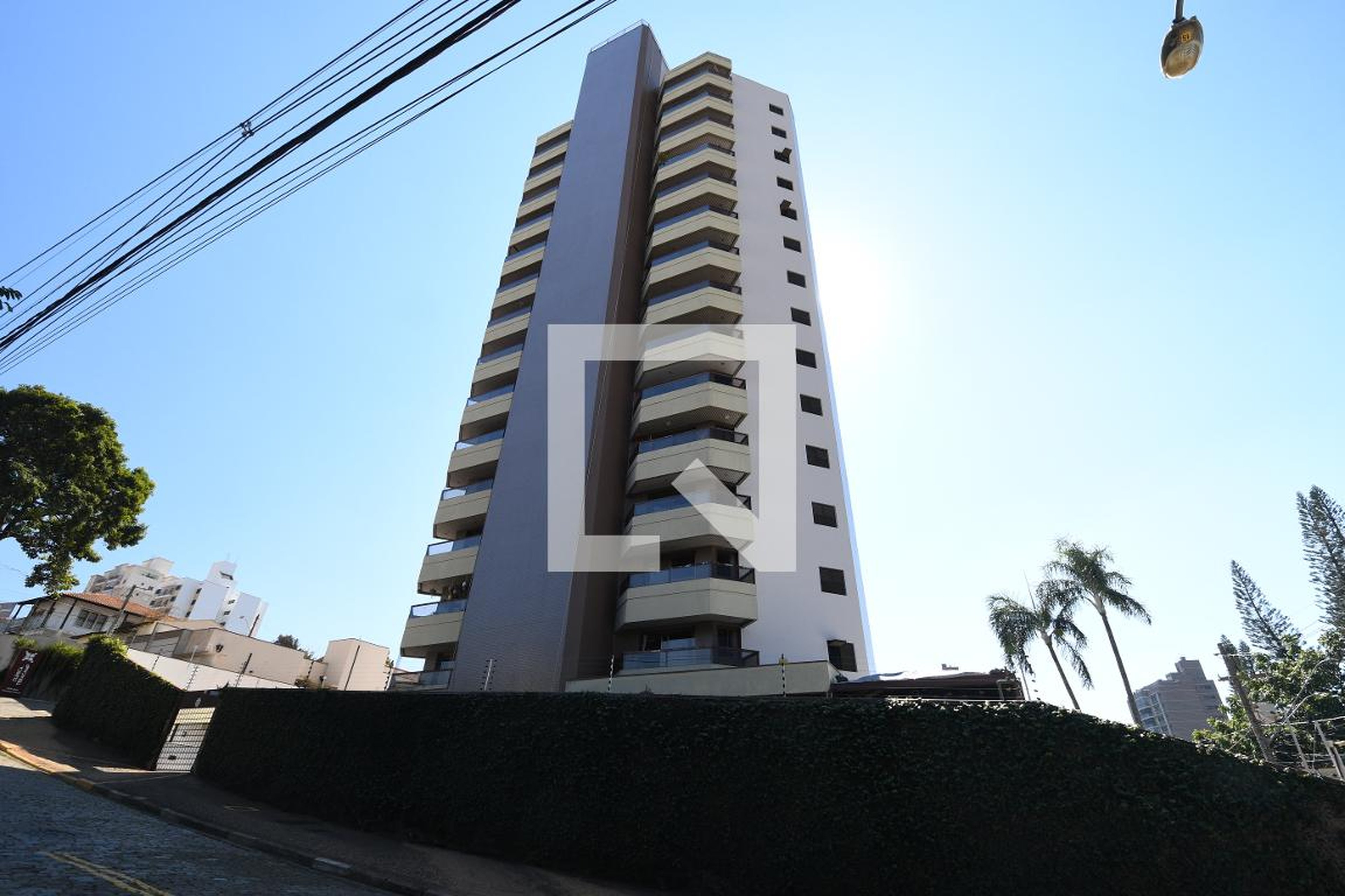 Fachada do Prédio Edifício Yasmina