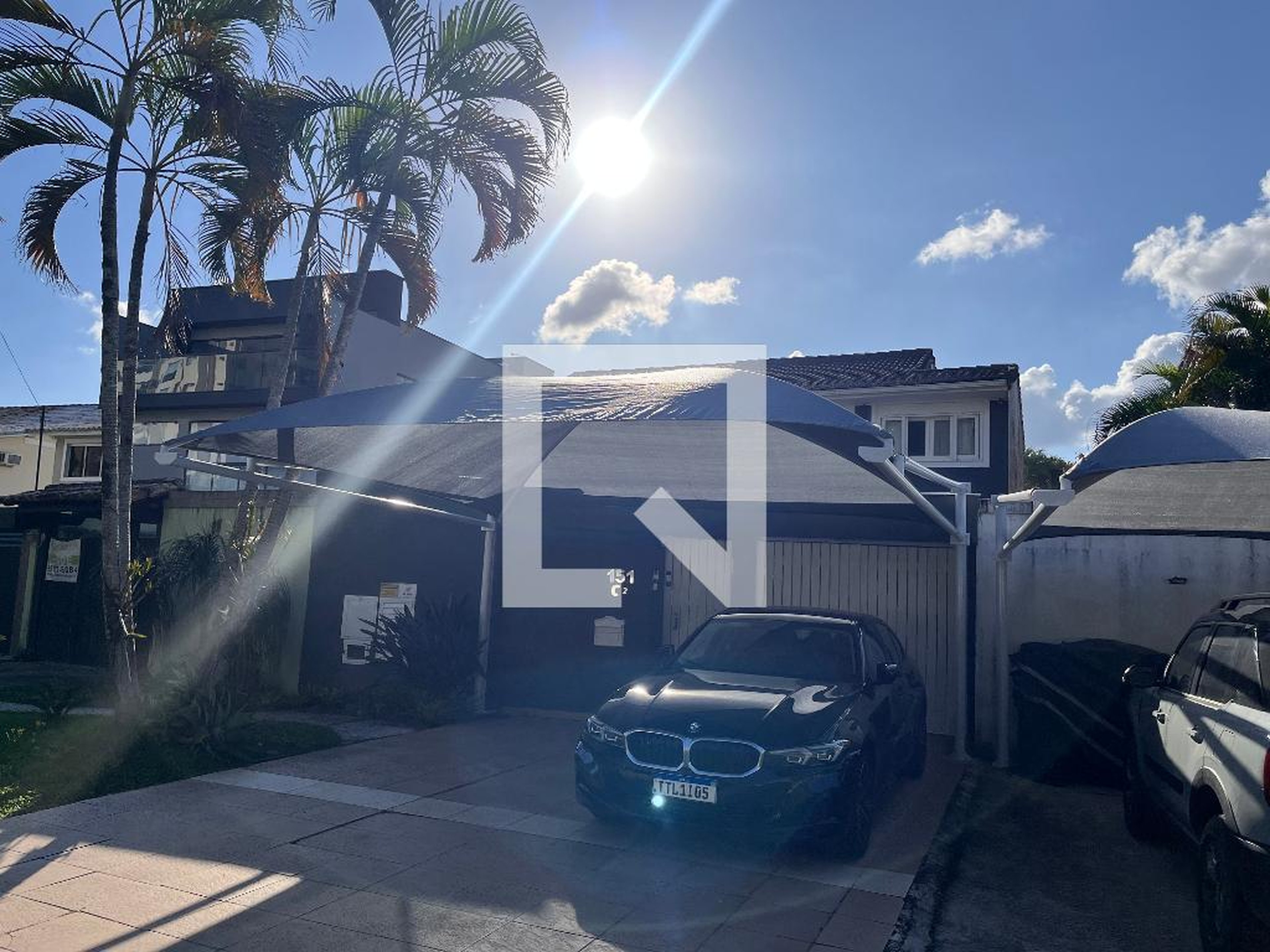Fachada Condomínio em Rua Gustavo de Oliveira Castro, 151