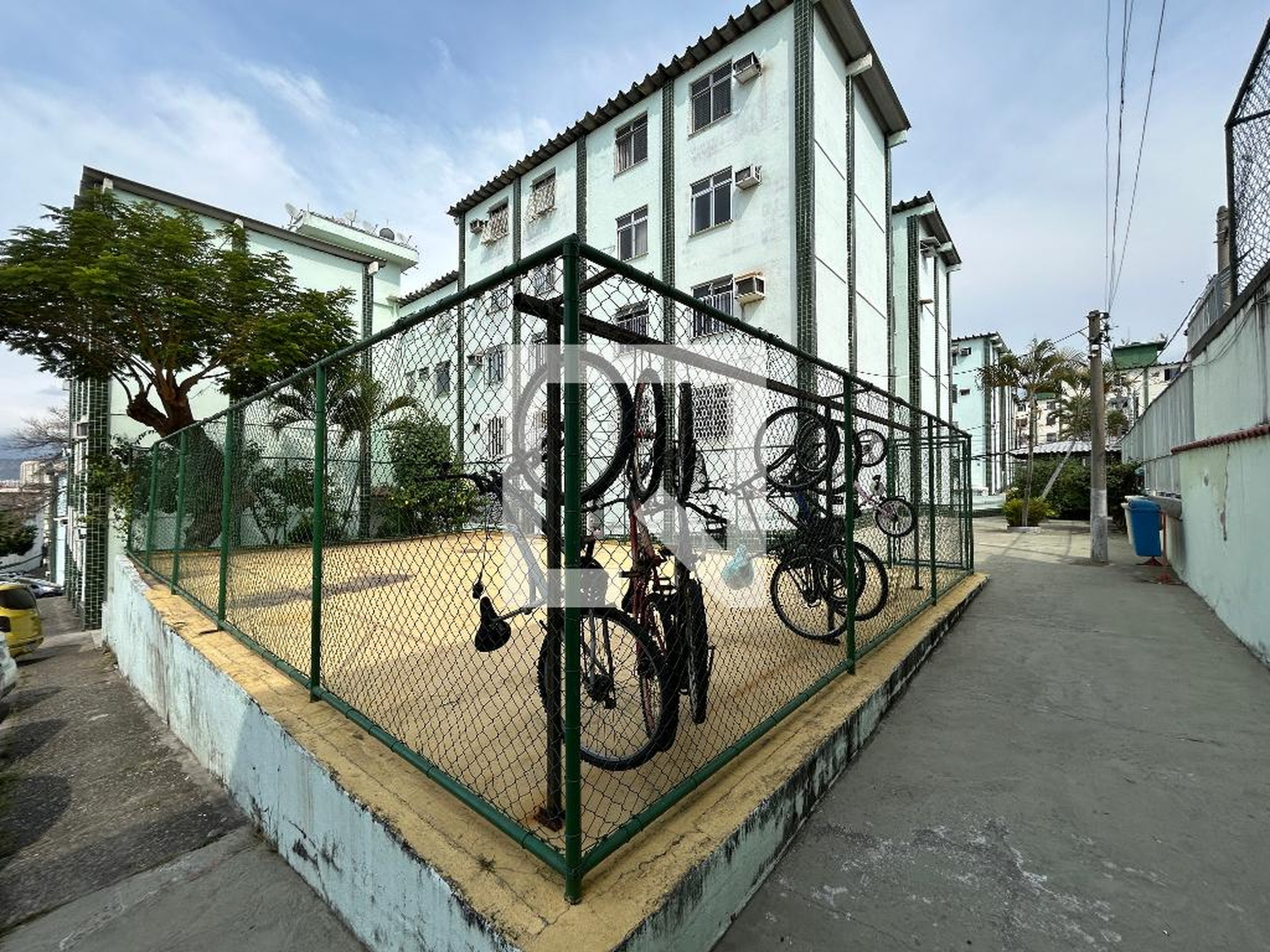 Bicicletário - Conjunto Habitacional José dos Reis