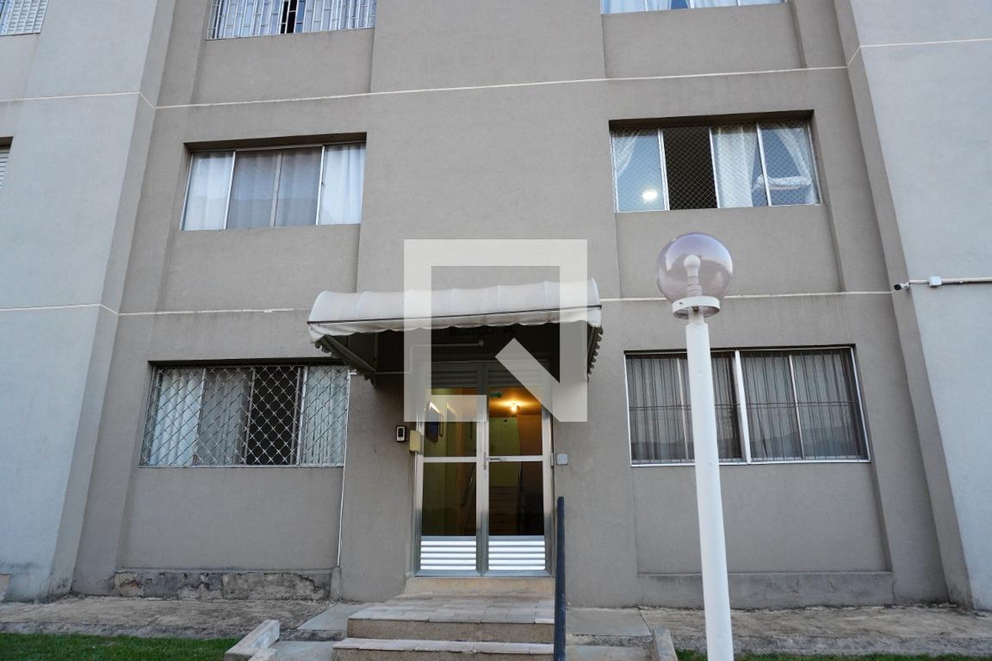 Fachada do Prédio Condomínio Orleans