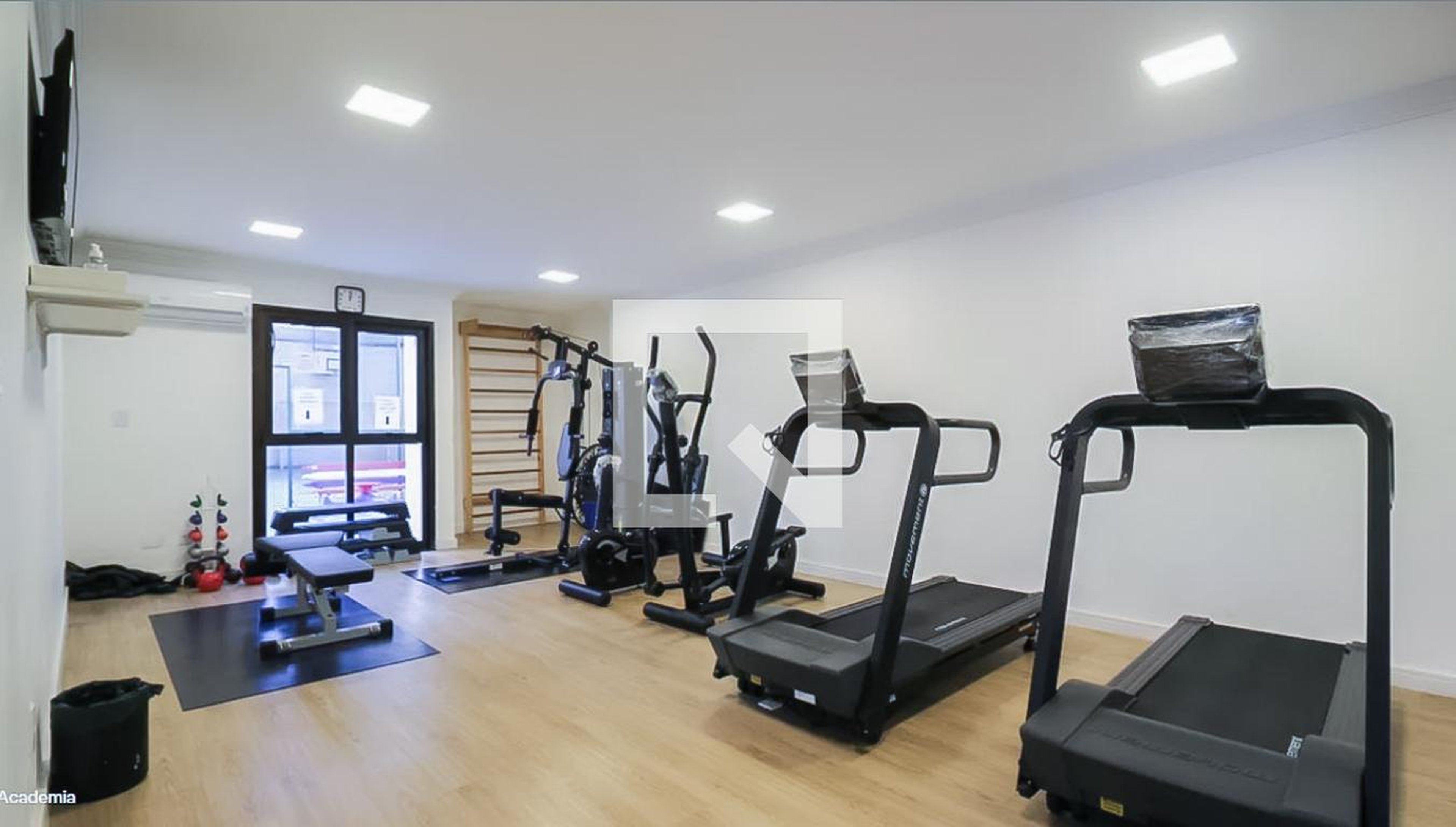 Academia - Maison George V