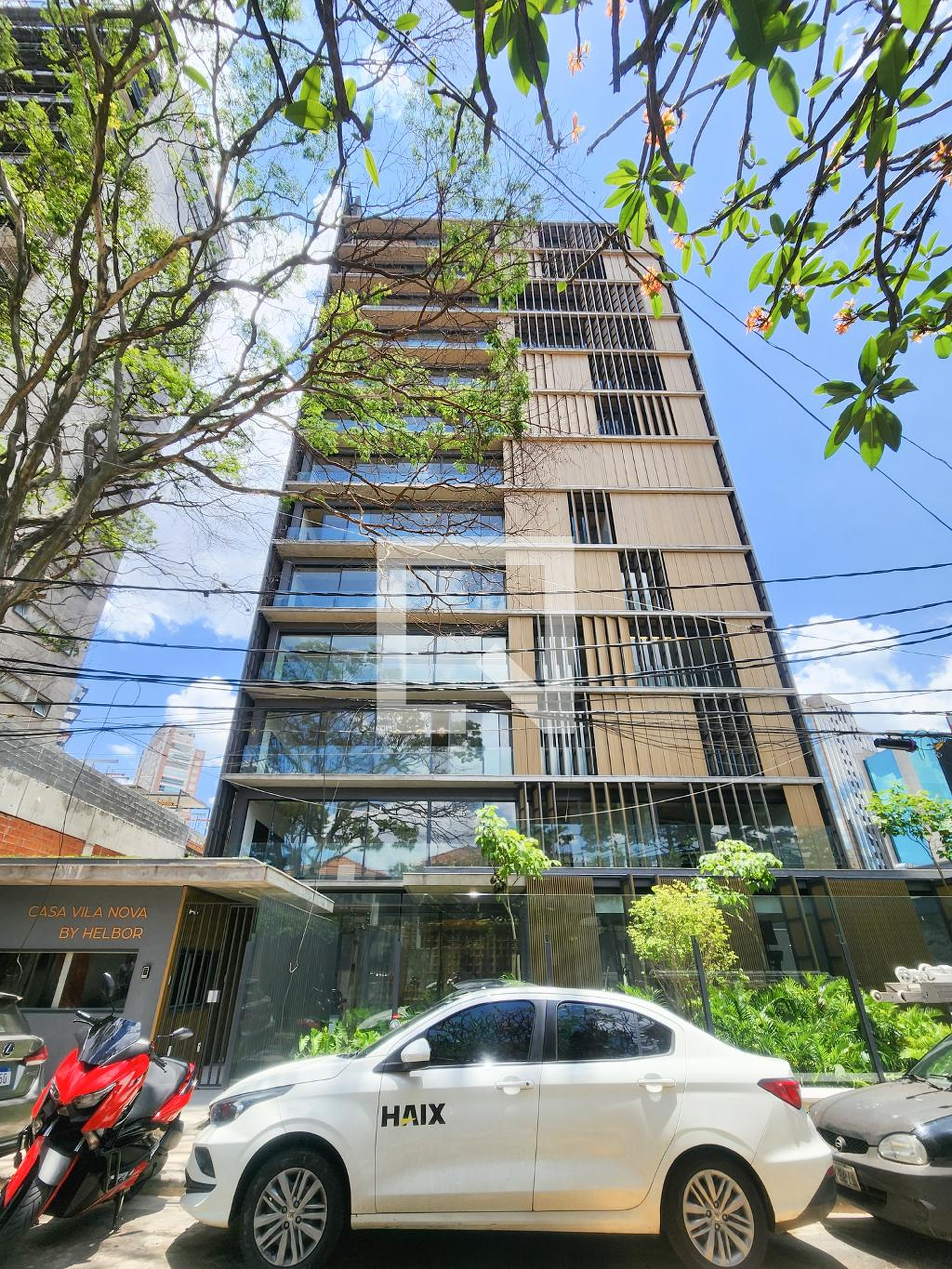 Fachada Condomínio Casa Vila Nova by Helbor