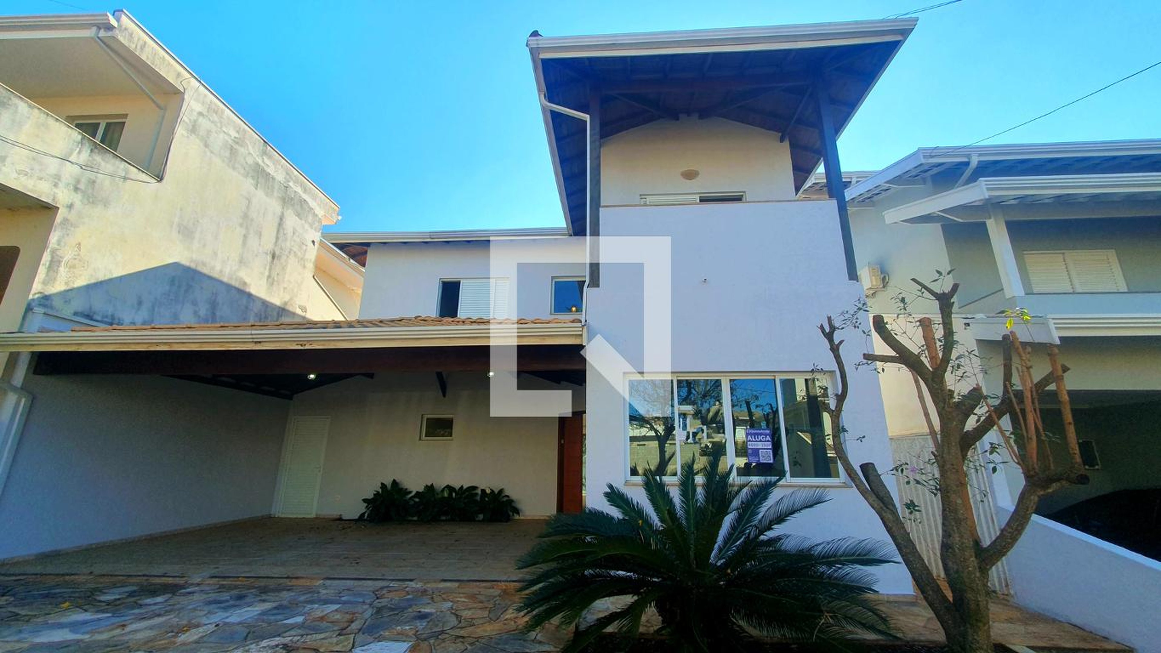 Fachada Condomínio em Rua Valdesir Jordano Borghi, 36