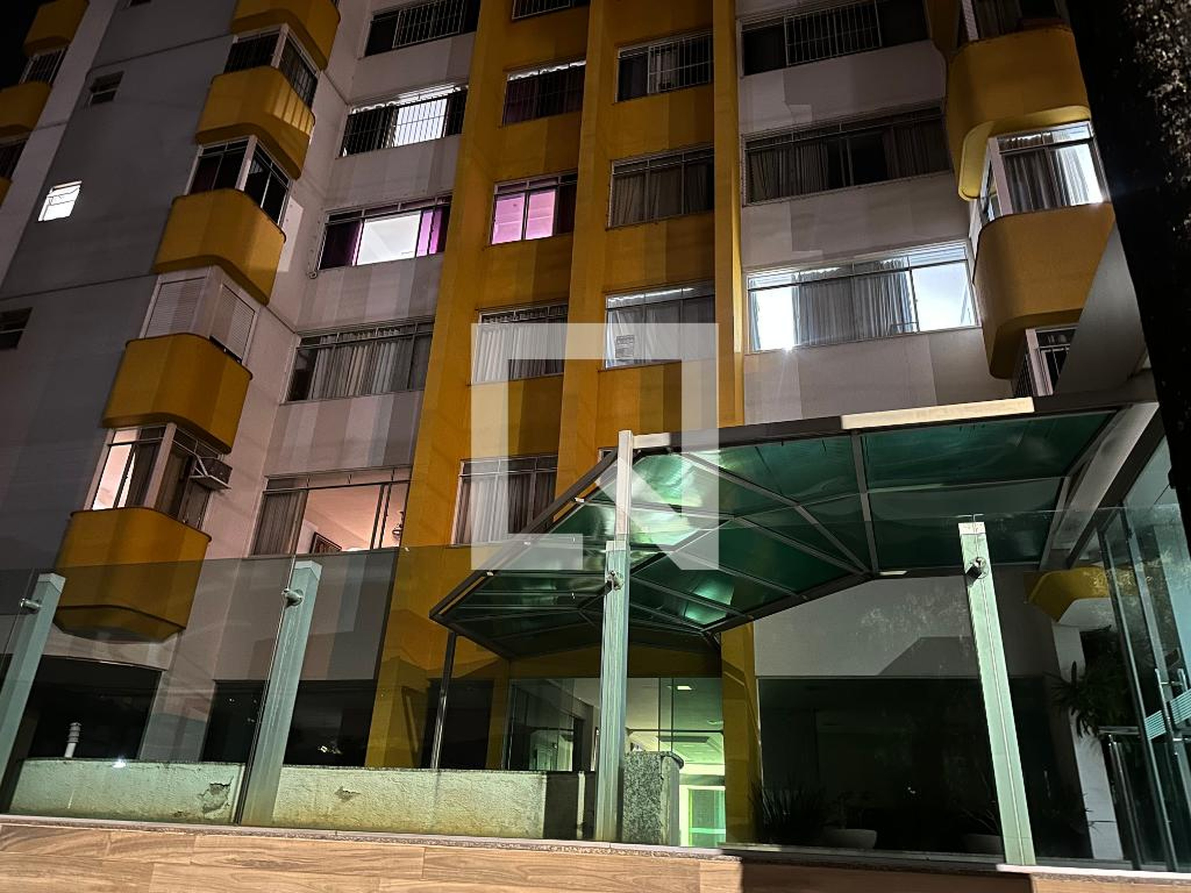 Fachada Condomínio em Avenida Perimetral, 1811