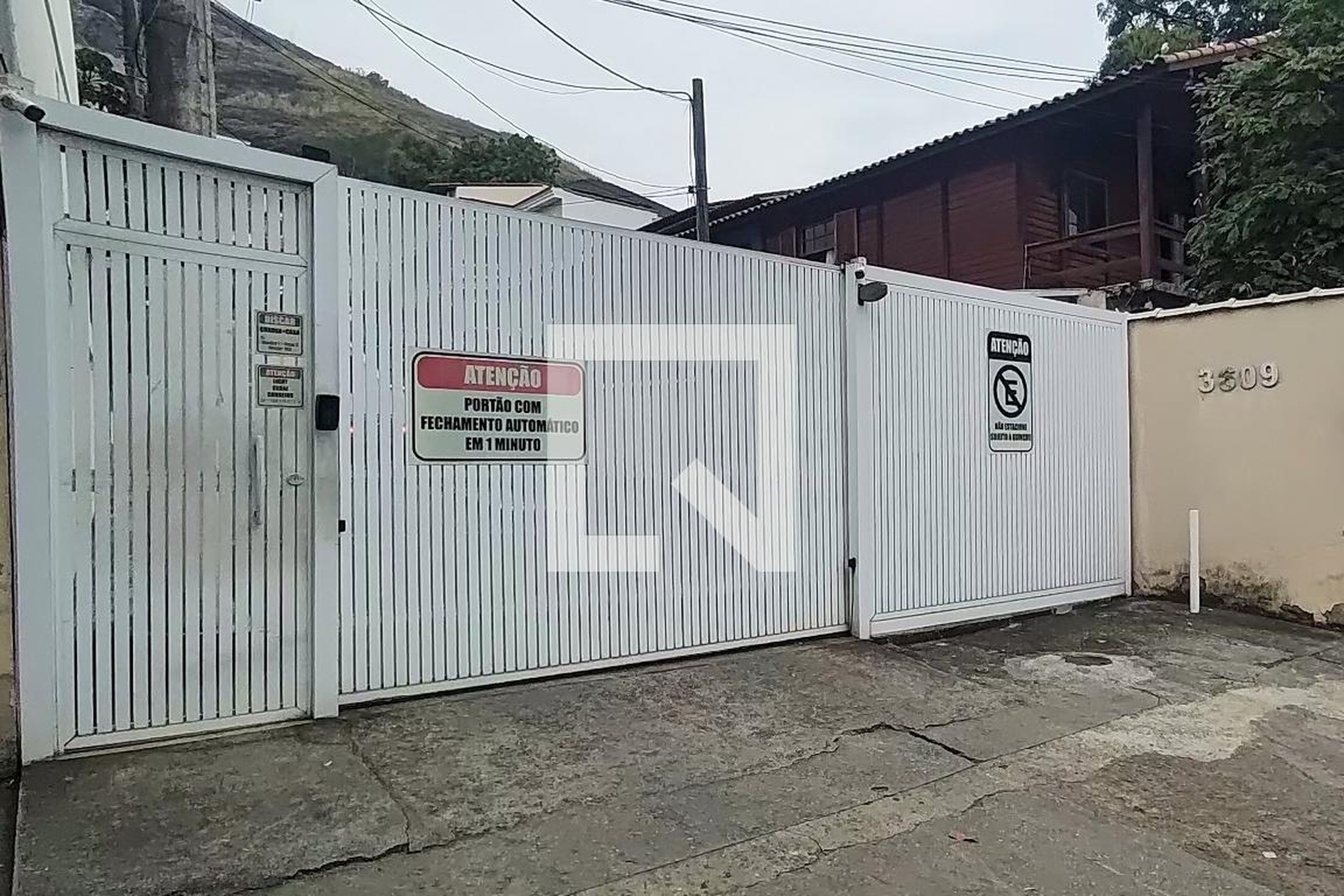 Fachada Condomínio Em Estrada do Rio Grande 3609