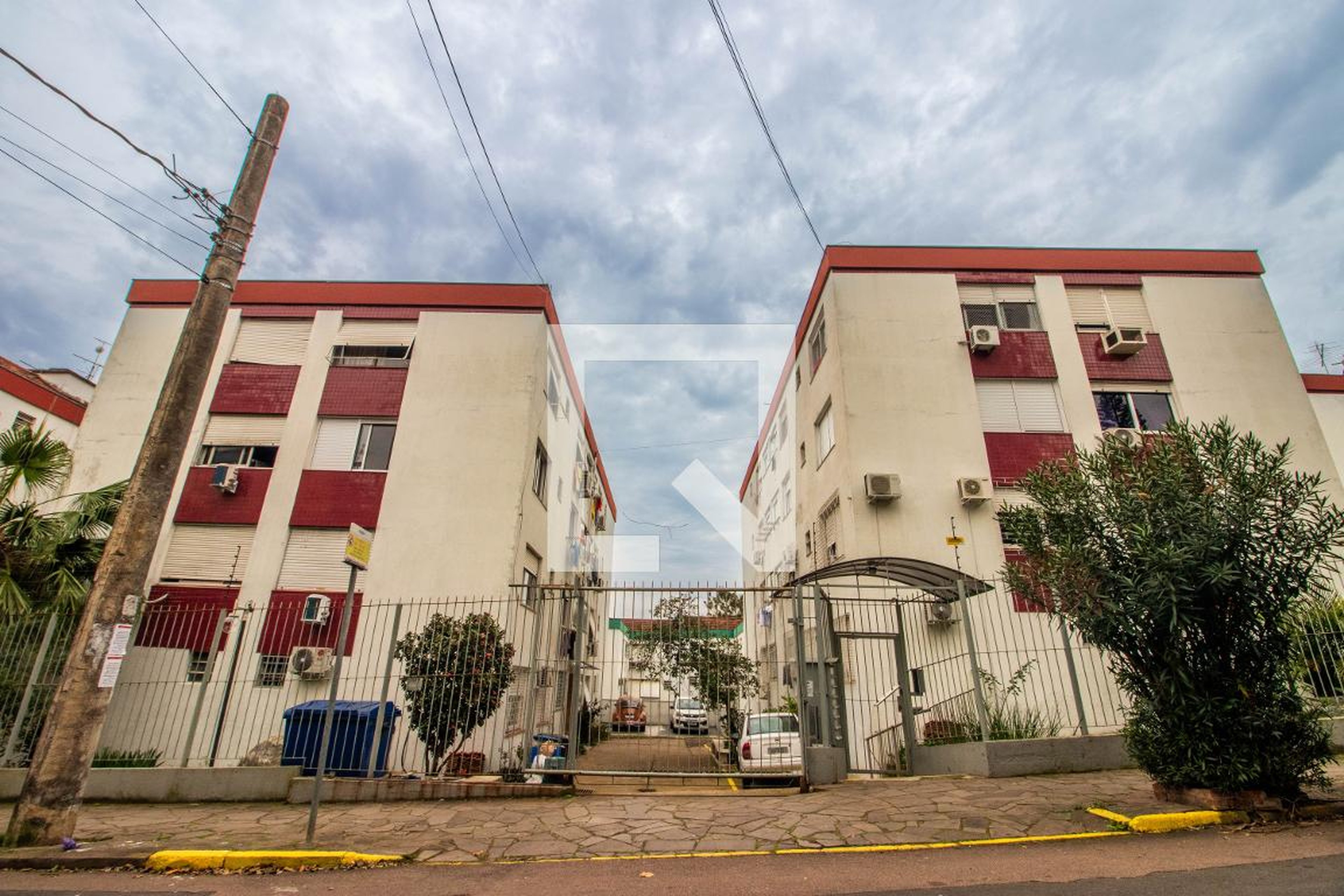 Fachada Condomínio em Rua Cipó, 750