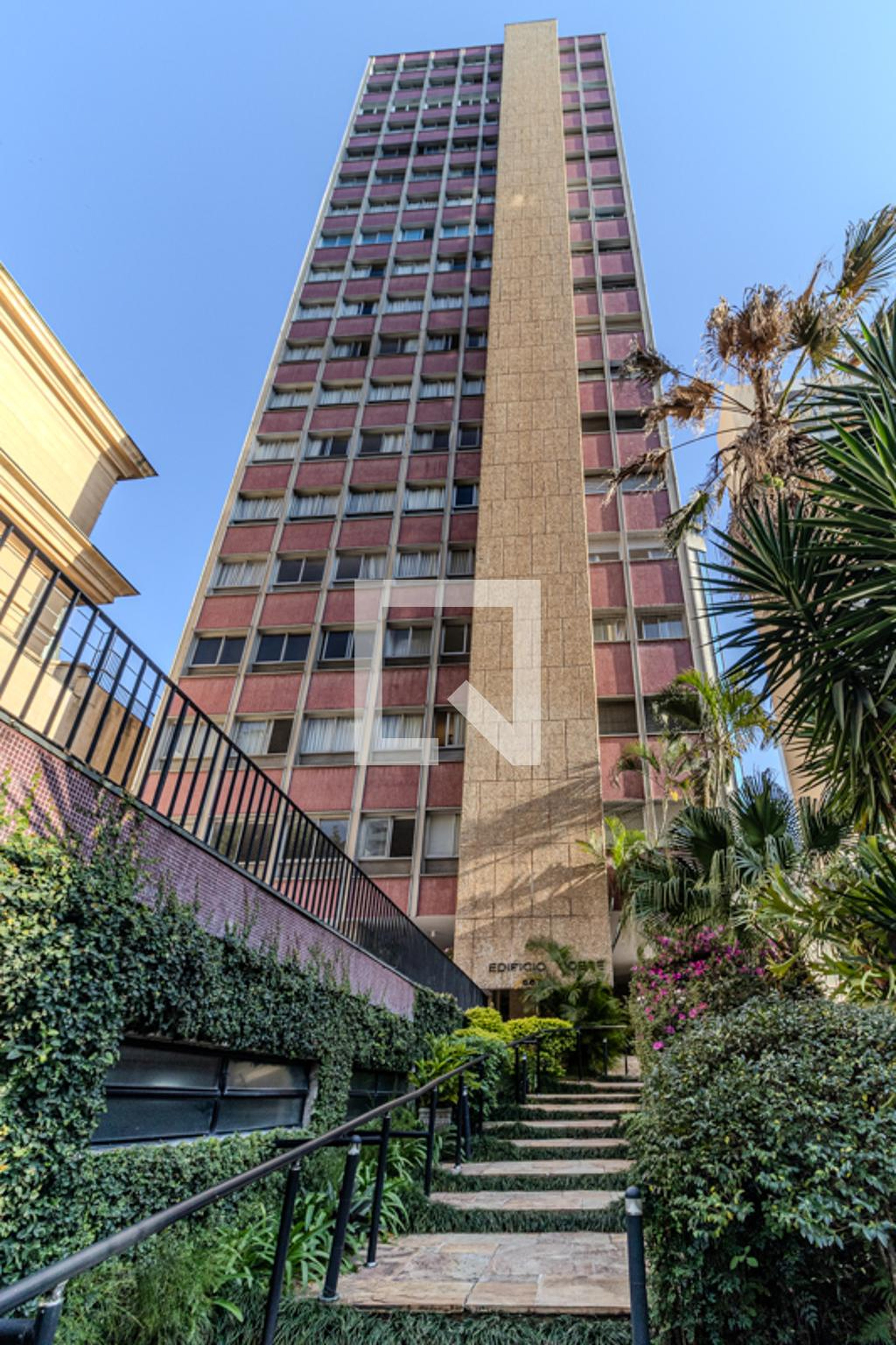 Fachada Condomínio Odete