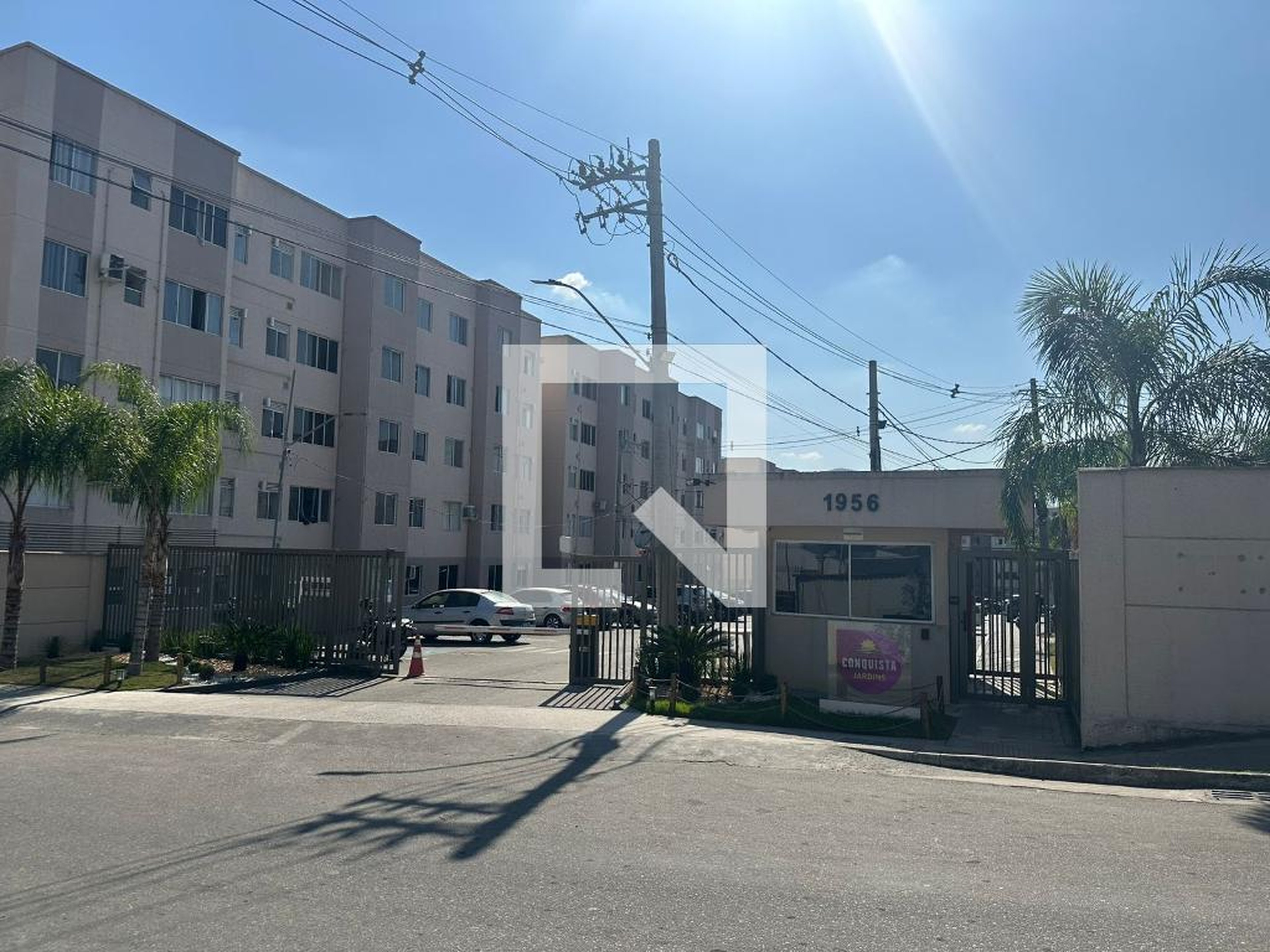 Fachada Condomínio em Rua Vicente Francisco dos Santos, 1