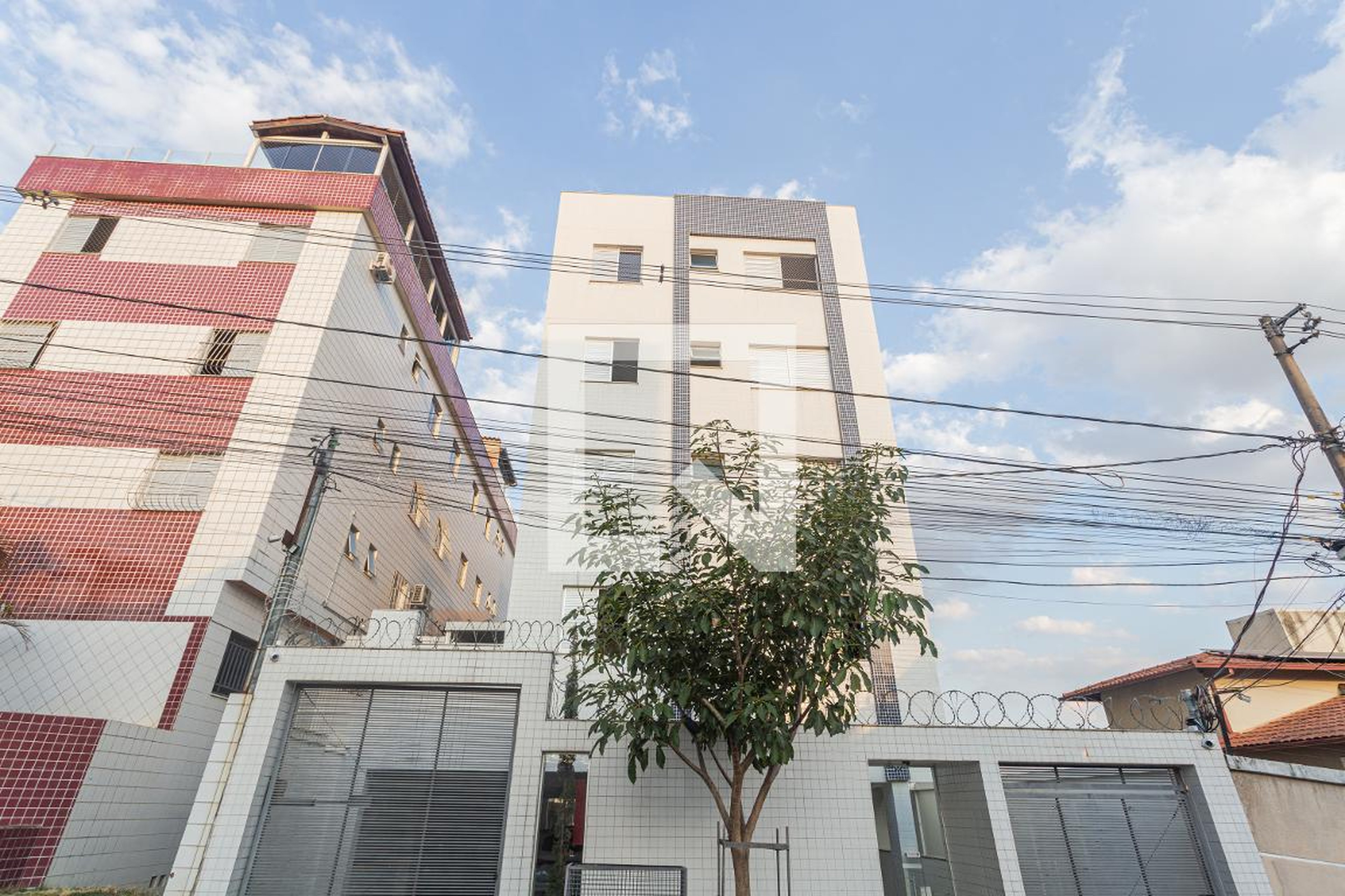 Fachada Condomínio em Rua Professor Nardelli Benfica, 322